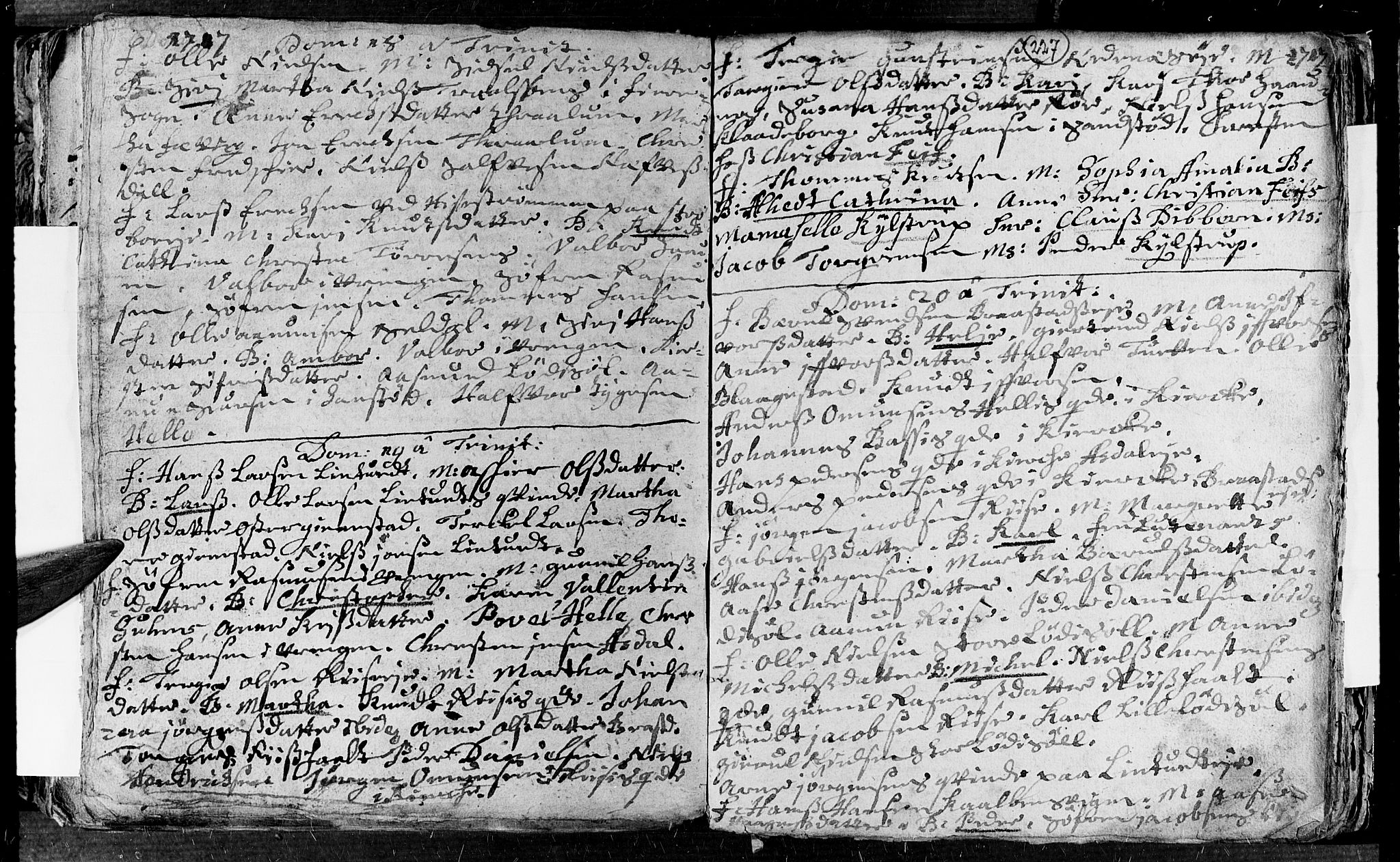 Øyestad sokneprestkontor, AV/SAK-1111-0049/F/Fa/L0002: Parish register (official) no. A 2, 1692-1722, p. 227