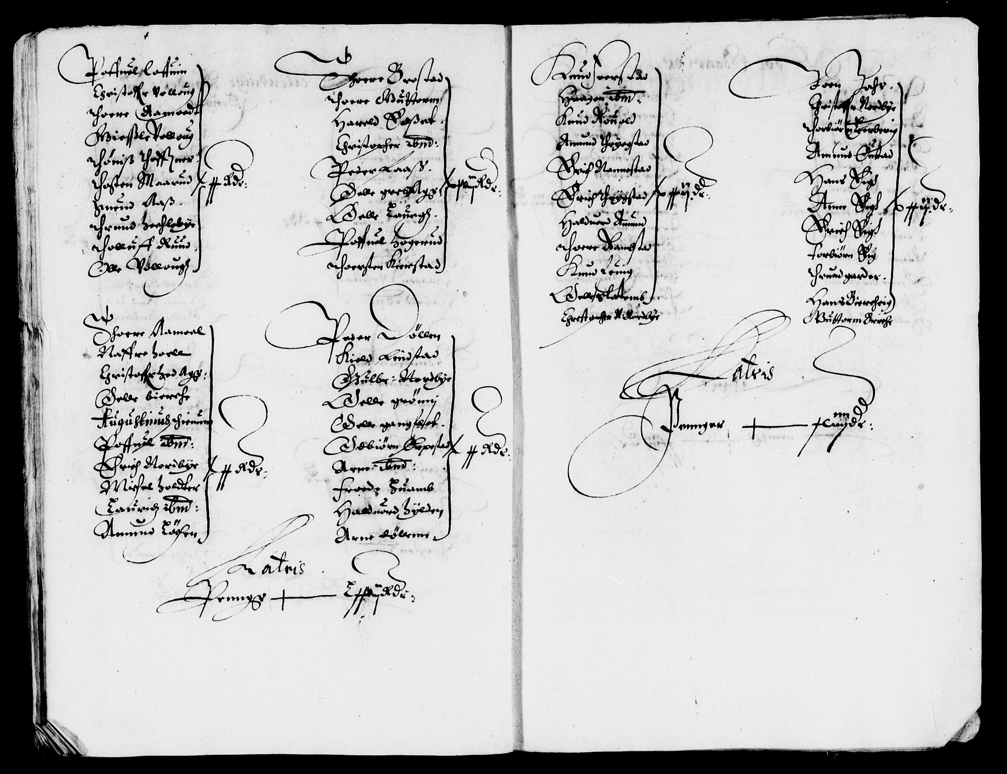 Rentekammeret inntil 1814, Reviderte regnskaper, Lensregnskaper, AV/RA-EA-5023/R/Rb/Rba/L0167: Akershus len, 1642-1643
