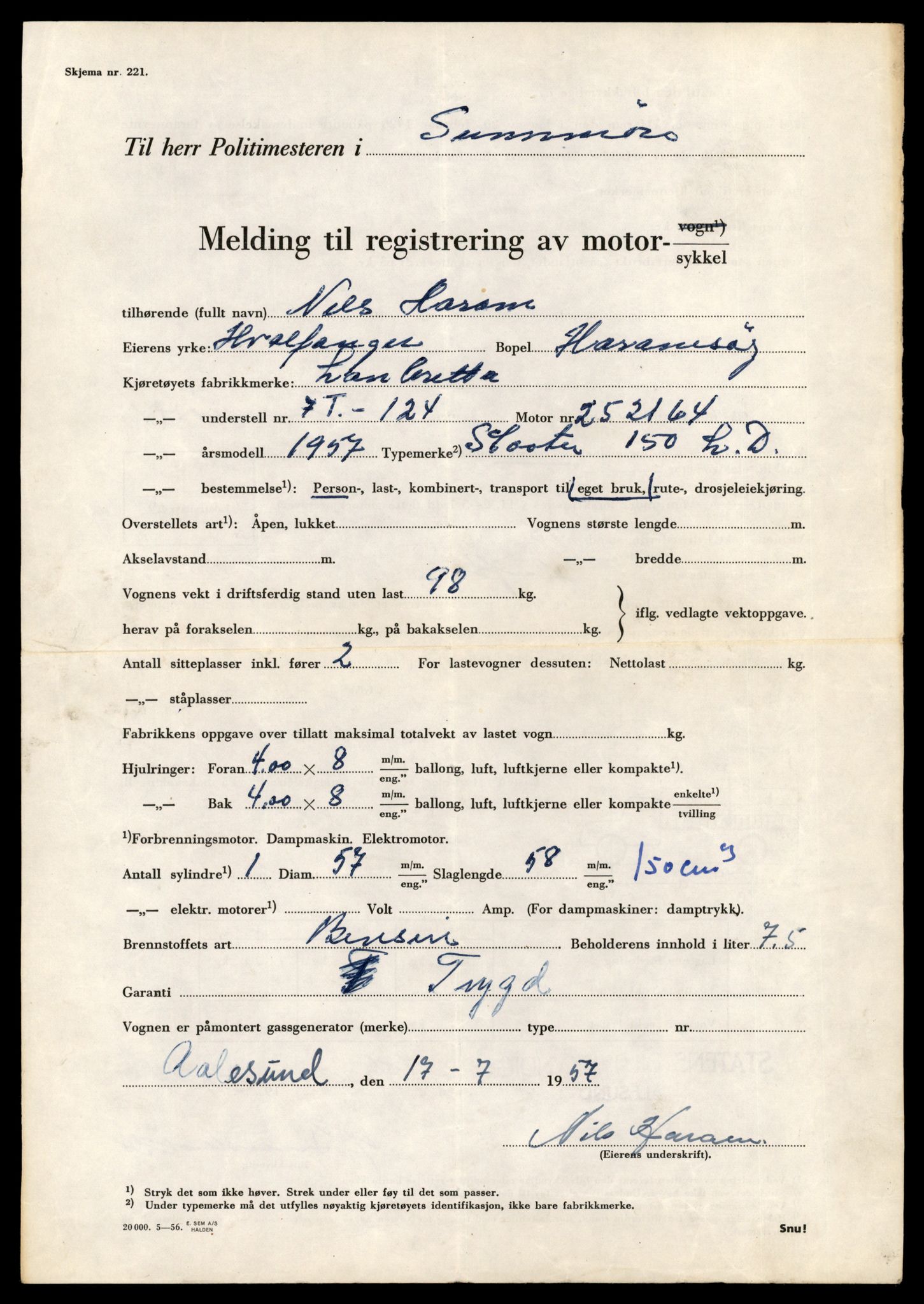 Møre og Romsdal vegkontor - Ålesund trafikkstasjon, AV/SAT-A-4099/F/Fe/L0040: Registreringskort for kjøretøy T 13531 - T 13709, 1927-1998, p. 2361