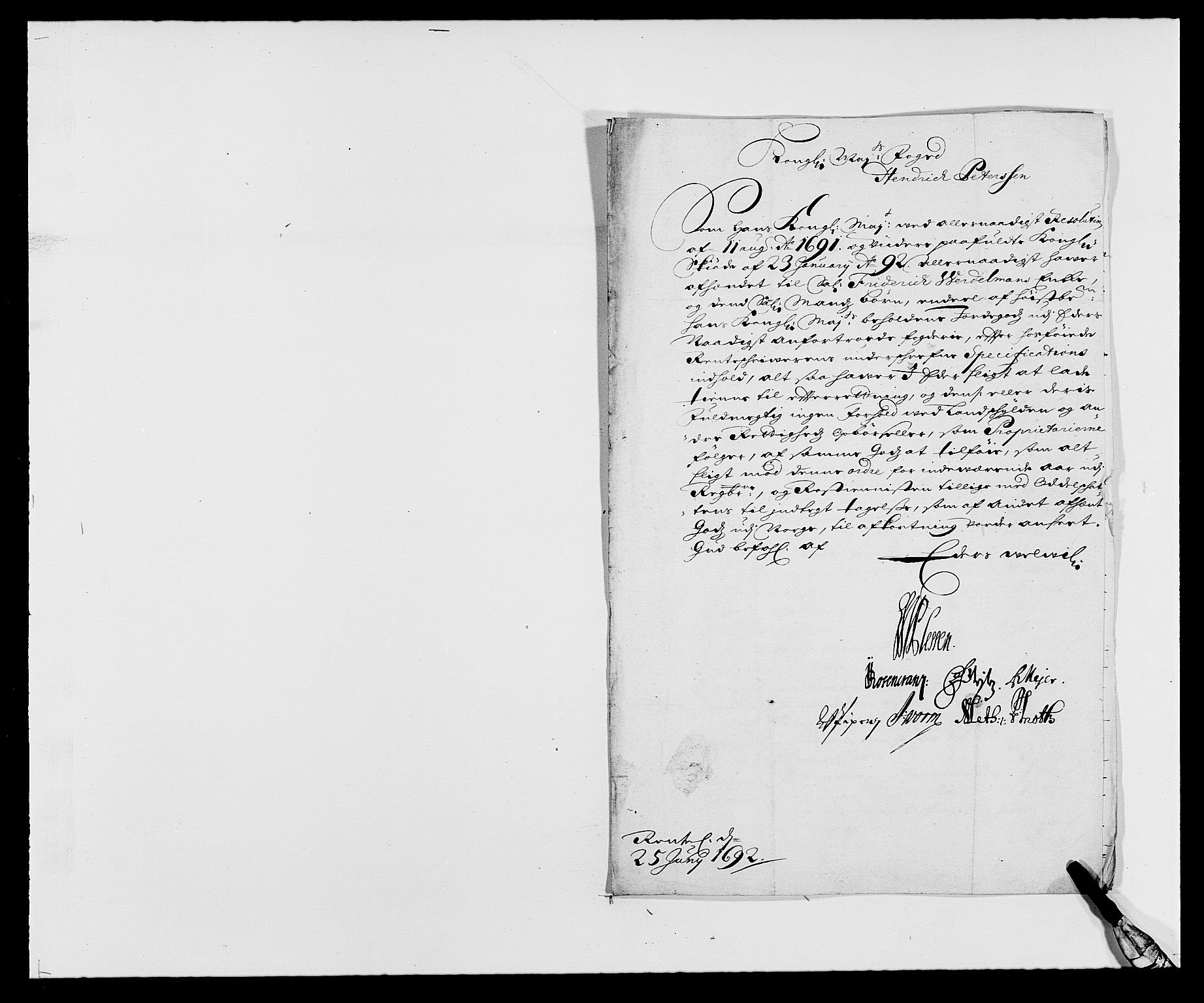 Rentekammeret inntil 1814, Reviderte regnskaper, Fogderegnskap, RA/EA-4092/R21/L1449: Fogderegnskap Ringerike og Hallingdal, 1690-1692, p. 1