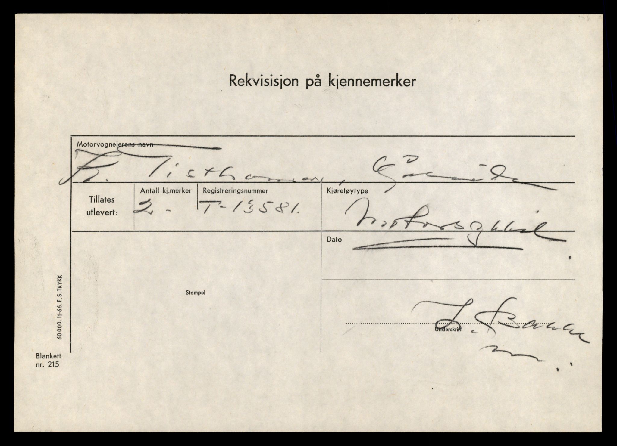 Møre og Romsdal vegkontor - Ålesund trafikkstasjon, AV/SAT-A-4099/F/Fe/L0040: Registreringskort for kjøretøy T 13531 - T 13709, 1927-1998, p. 919