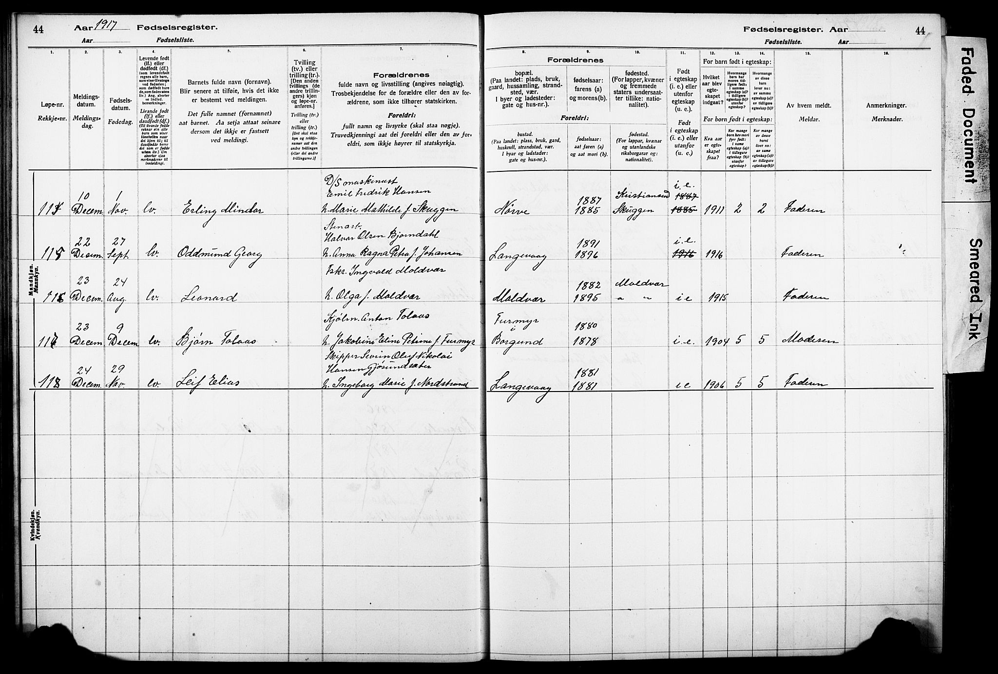 Ministerialprotokoller, klokkerbøker og fødselsregistre - Møre og Romsdal, SAT/A-1454/528/L0442: Birth register no. 528.II.4.1, 1916-1924, p. 44