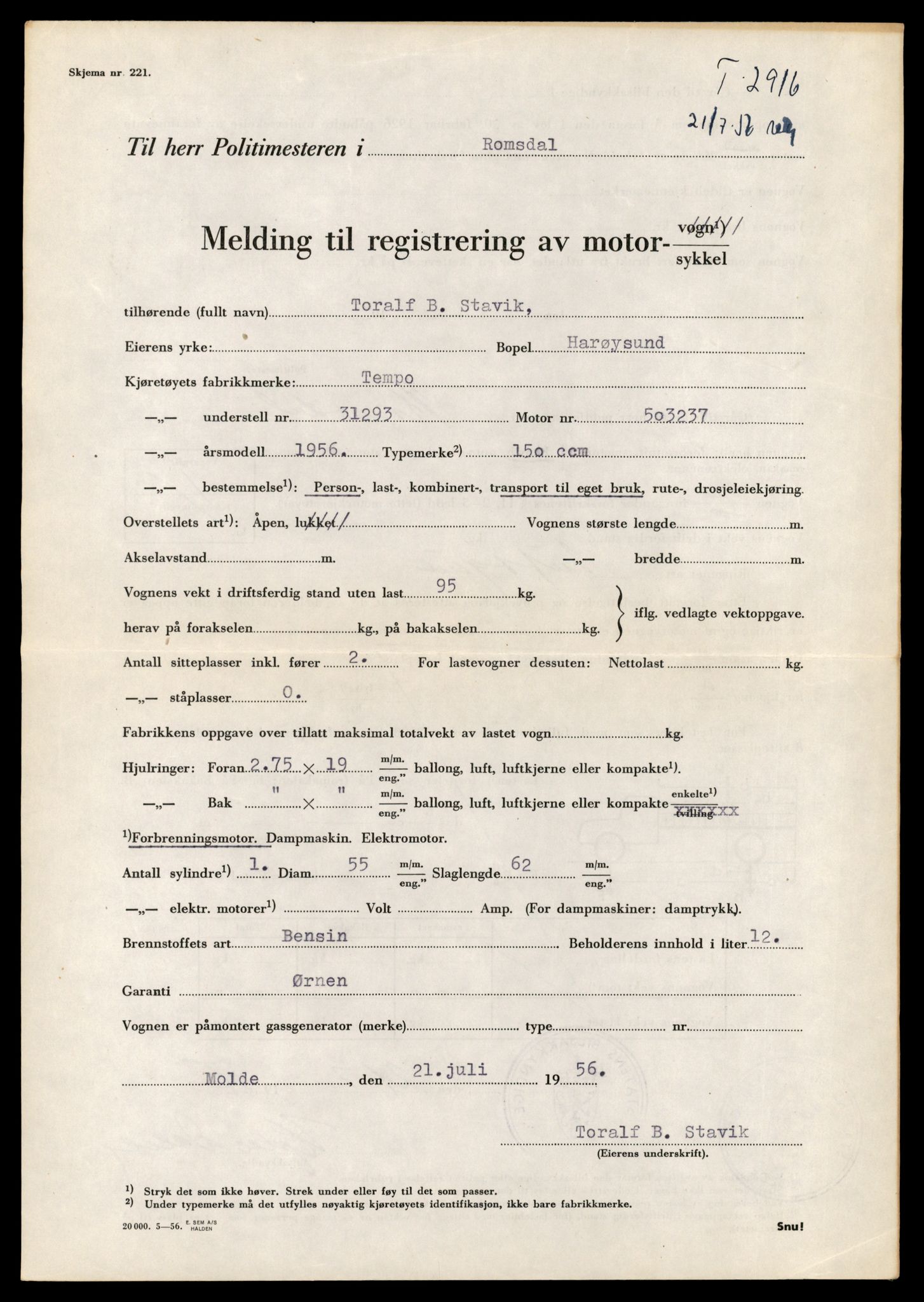 Møre og Romsdal vegkontor - Ålesund trafikkstasjon, AV/SAT-A-4099/F/Fe/L0040: Registreringskort for kjøretøy T 13531 - T 13709, 1927-1998, p. 240