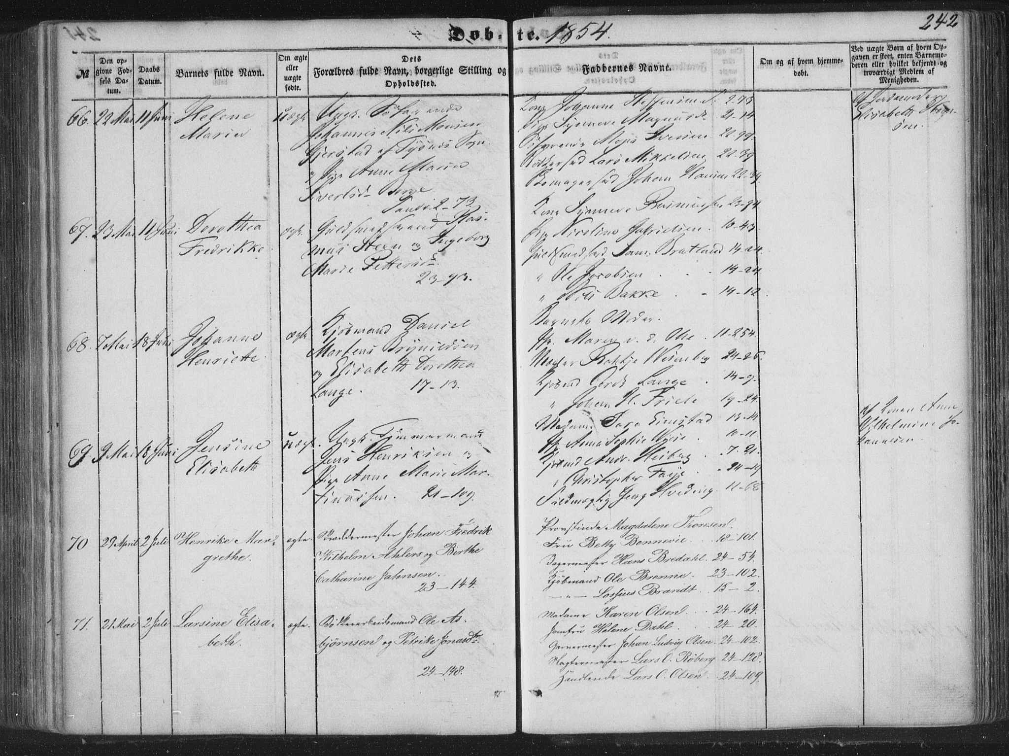 Korskirken sokneprestembete, AV/SAB-A-76101/H/Haa/L0017: Parish register (official) no. B 3, 1851-1857, p. 242