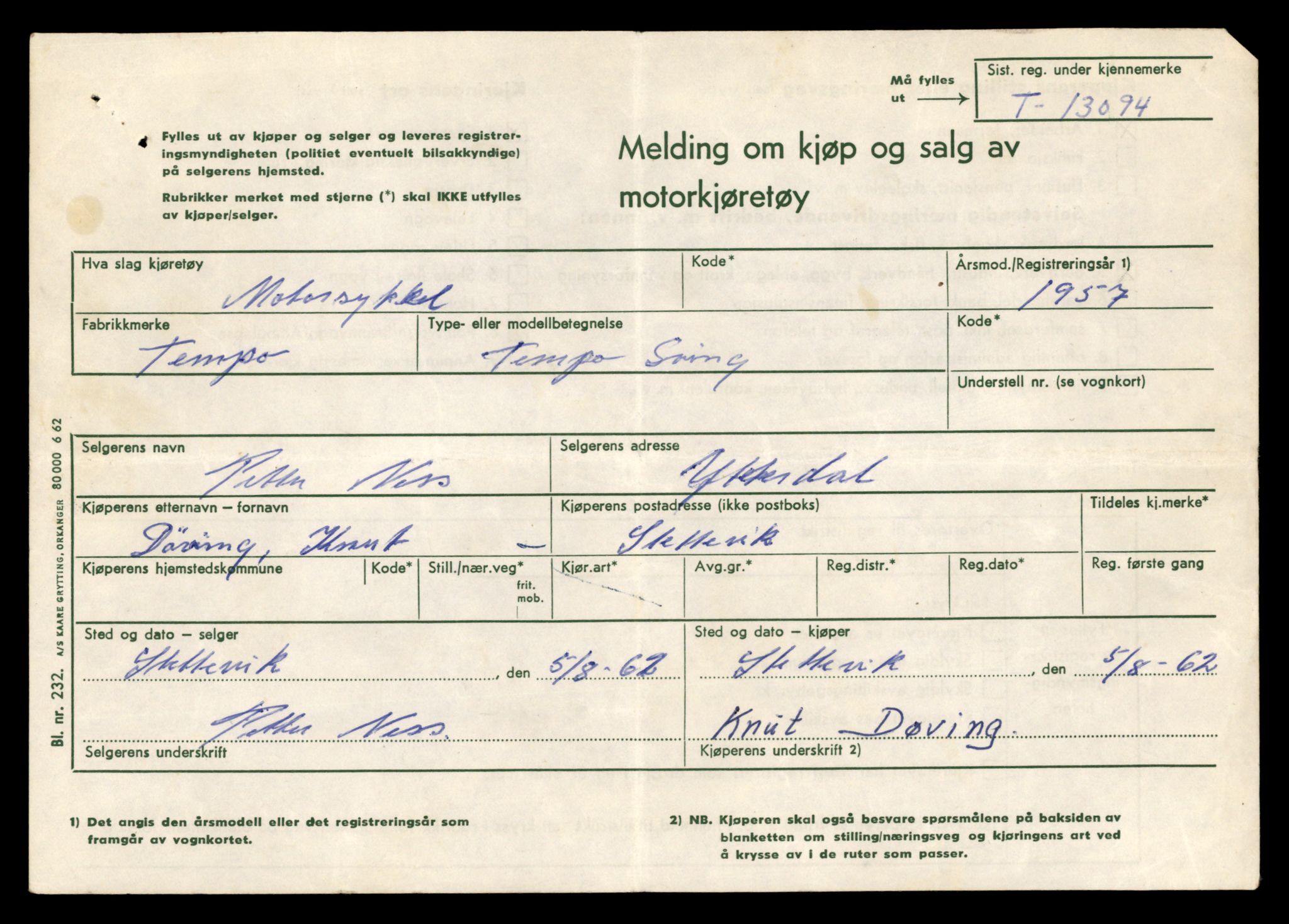 Møre og Romsdal vegkontor - Ålesund trafikkstasjon, AV/SAT-A-4099/F/Fe/L0037: Registreringskort for kjøretøy T 13031 - T 13179, 1927-1998, p. 1301