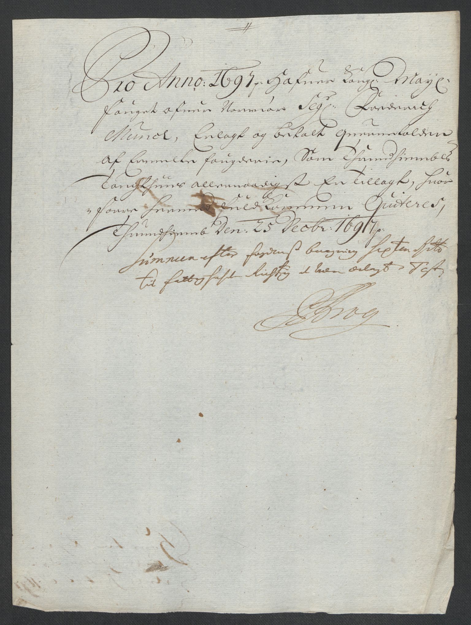 Rentekammeret inntil 1814, Reviderte regnskaper, Fogderegnskap, RA/EA-4092/R56/L3737: Fogderegnskap Nordmøre, 1697-1698, p. 129