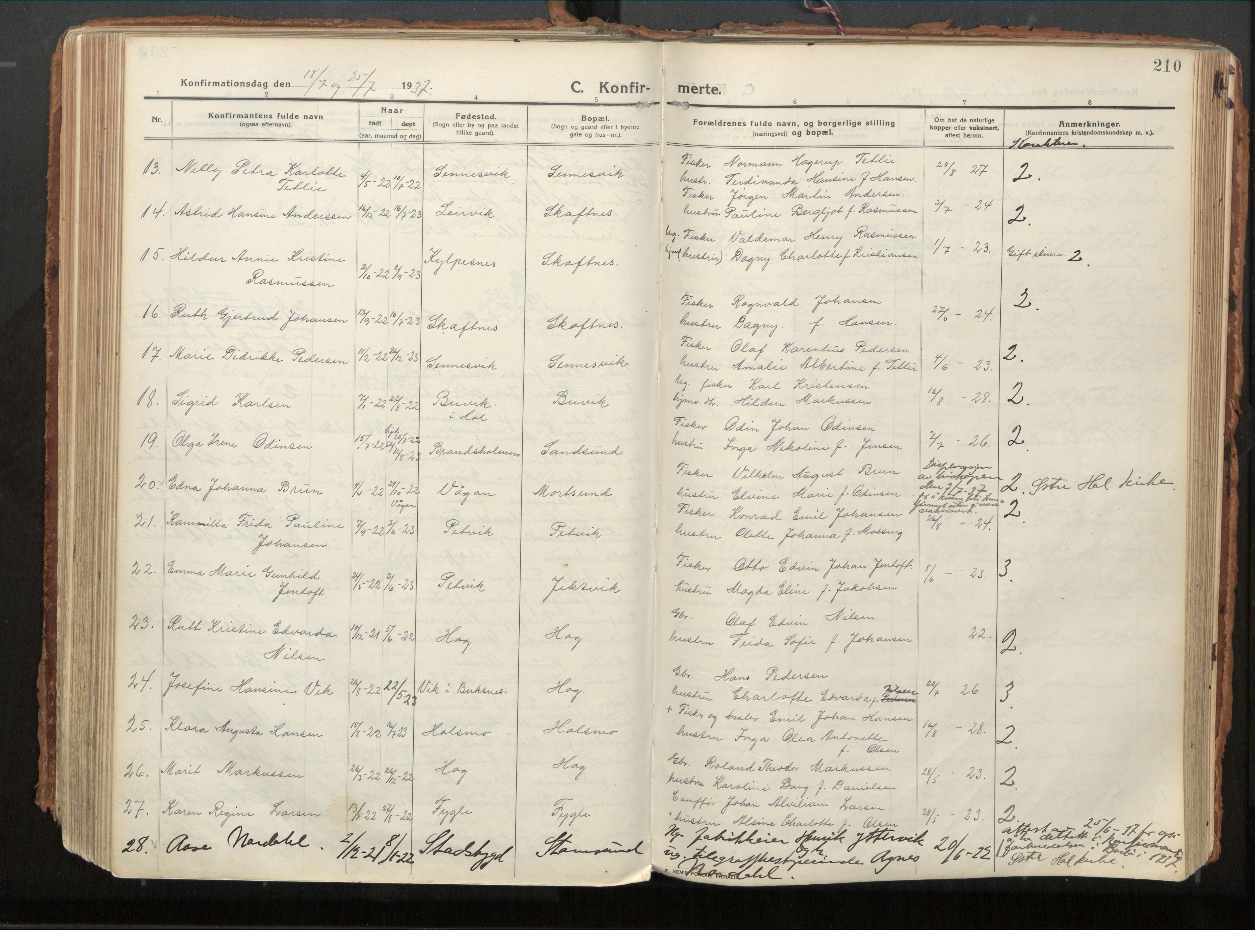 Ministerialprotokoller, klokkerbøker og fødselsregistre - Nordland, SAT/A-1459/882/L1181: Parish register (official) no. 882A03, 1913-1937, p. 210