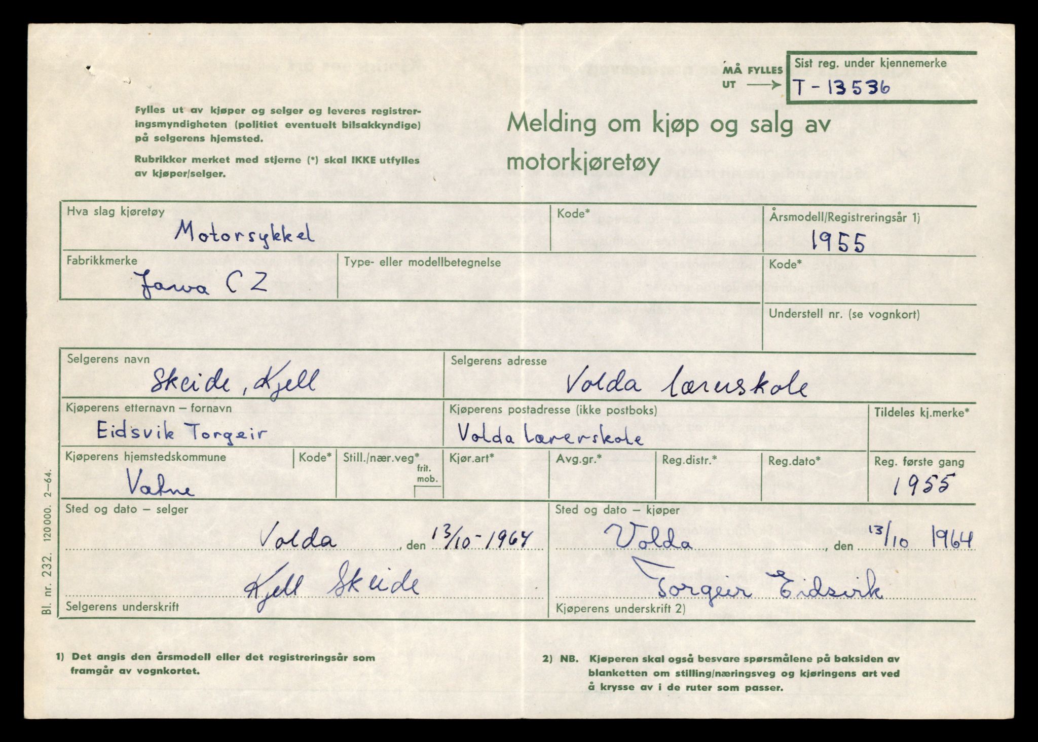 Møre og Romsdal vegkontor - Ålesund trafikkstasjon, AV/SAT-A-4099/F/Fe/L0040: Registreringskort for kjøretøy T 13531 - T 13709, 1927-1998, p. 124