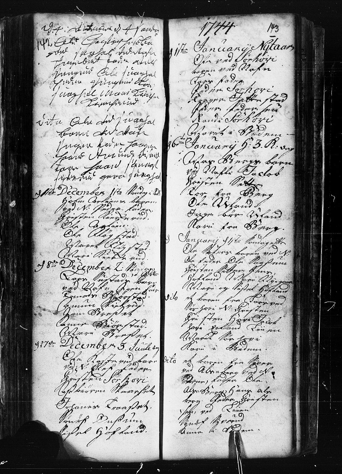 Fåberg prestekontor, AV/SAH-PREST-086/H/Ha/Hab/L0001: Parish register (copy) no. 1, 1727-1767, p. 142-143