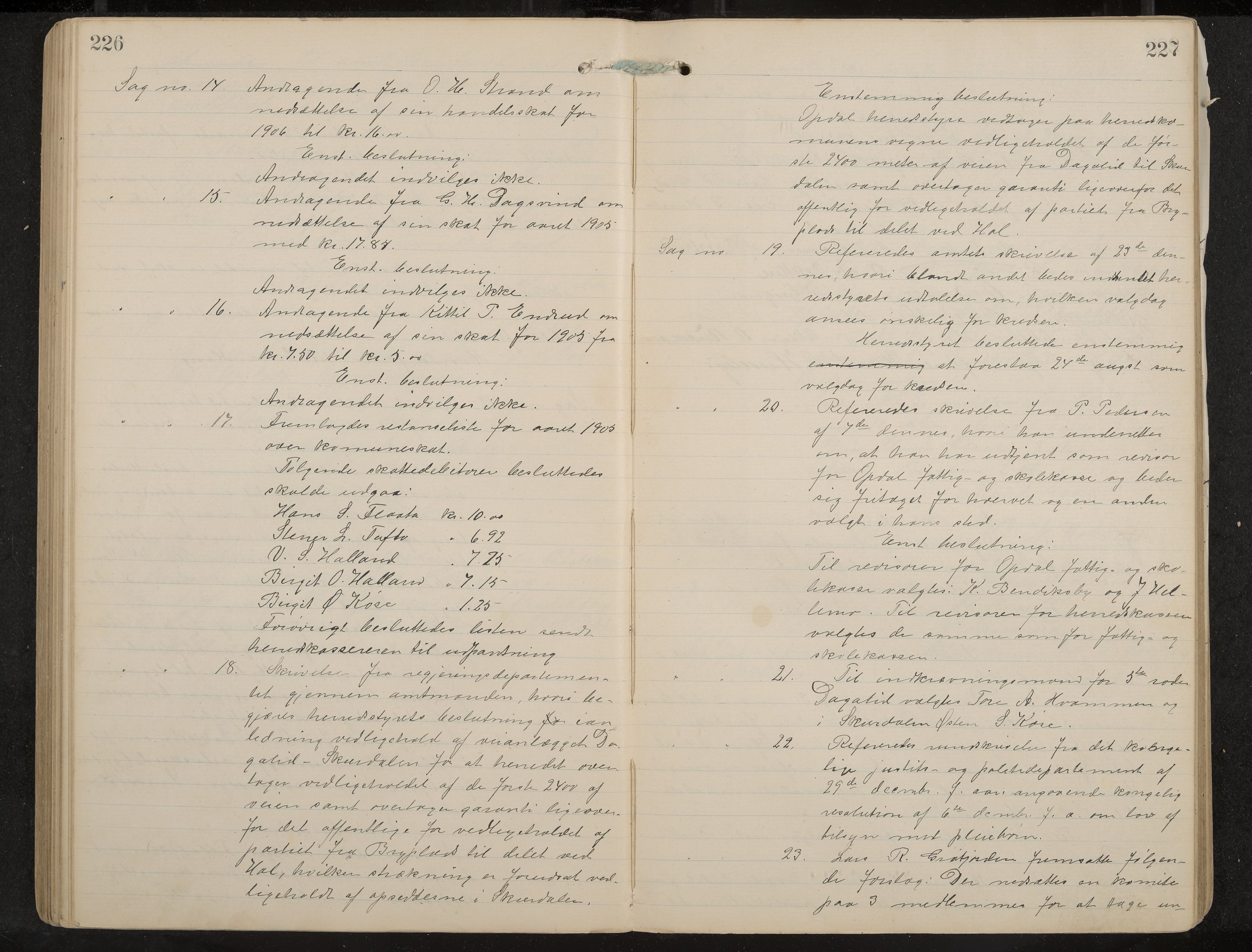 Uvdal formannskap og sentraladministrasjon, IKAK/0634021/A/Aa/L0001: Møtebok, 1901-1909, p. 226-227