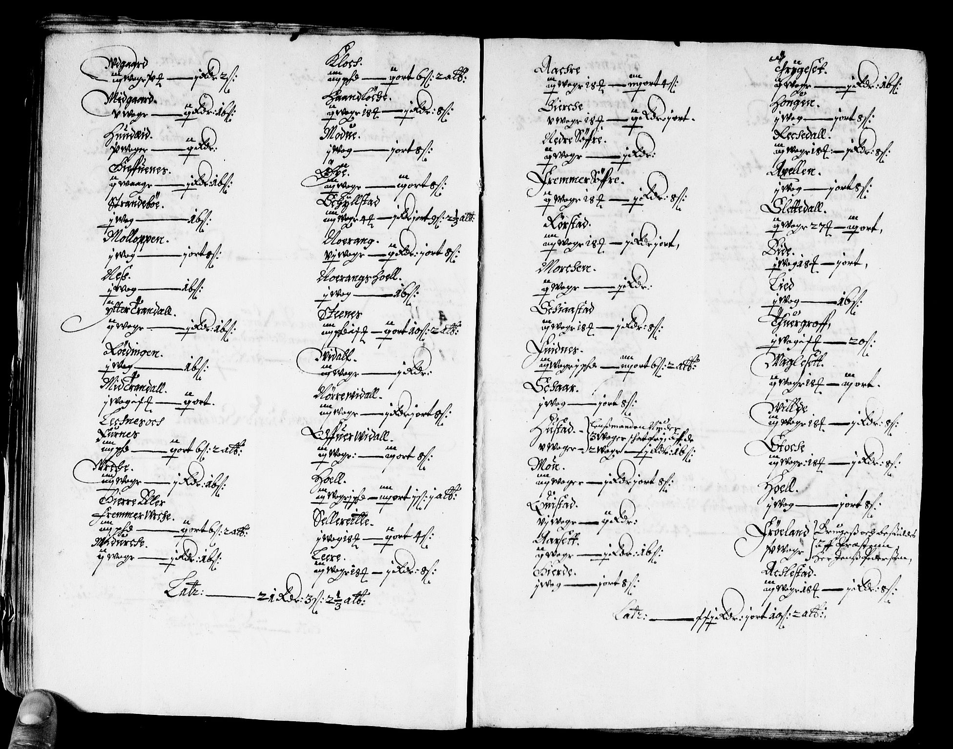 Rentekammeret inntil 1814, Reviderte regnskaper, Stiftamtstueregnskaper, Bergen stiftamt, AV/RA-EA-6043/R/Rc/L0028: Bergen stiftamt, 1668