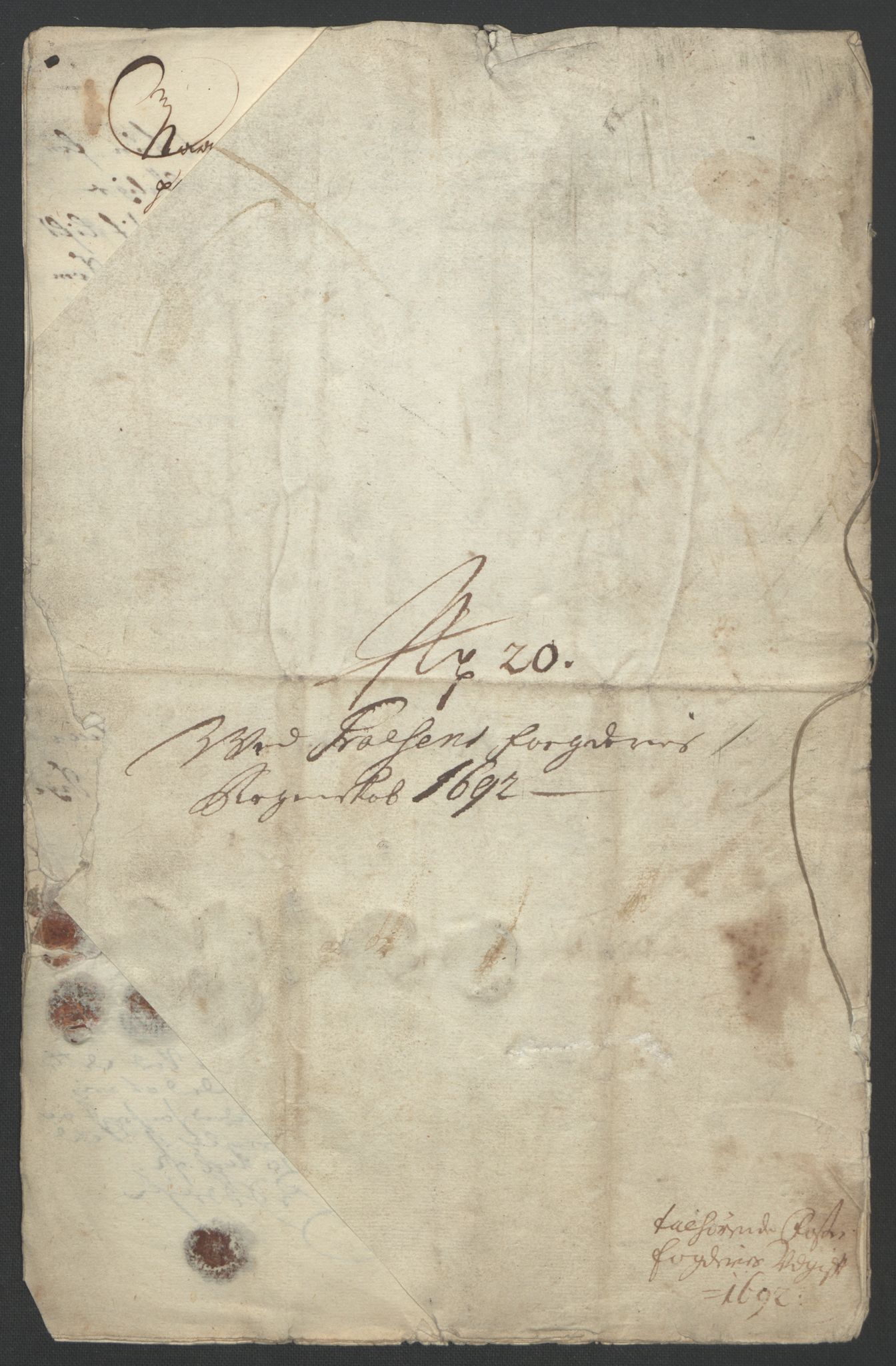 Rentekammeret inntil 1814, Reviderte regnskaper, Fogderegnskap, RA/EA-4092/R57/L3849: Fogderegnskap Fosen, 1692-1693, p. 304