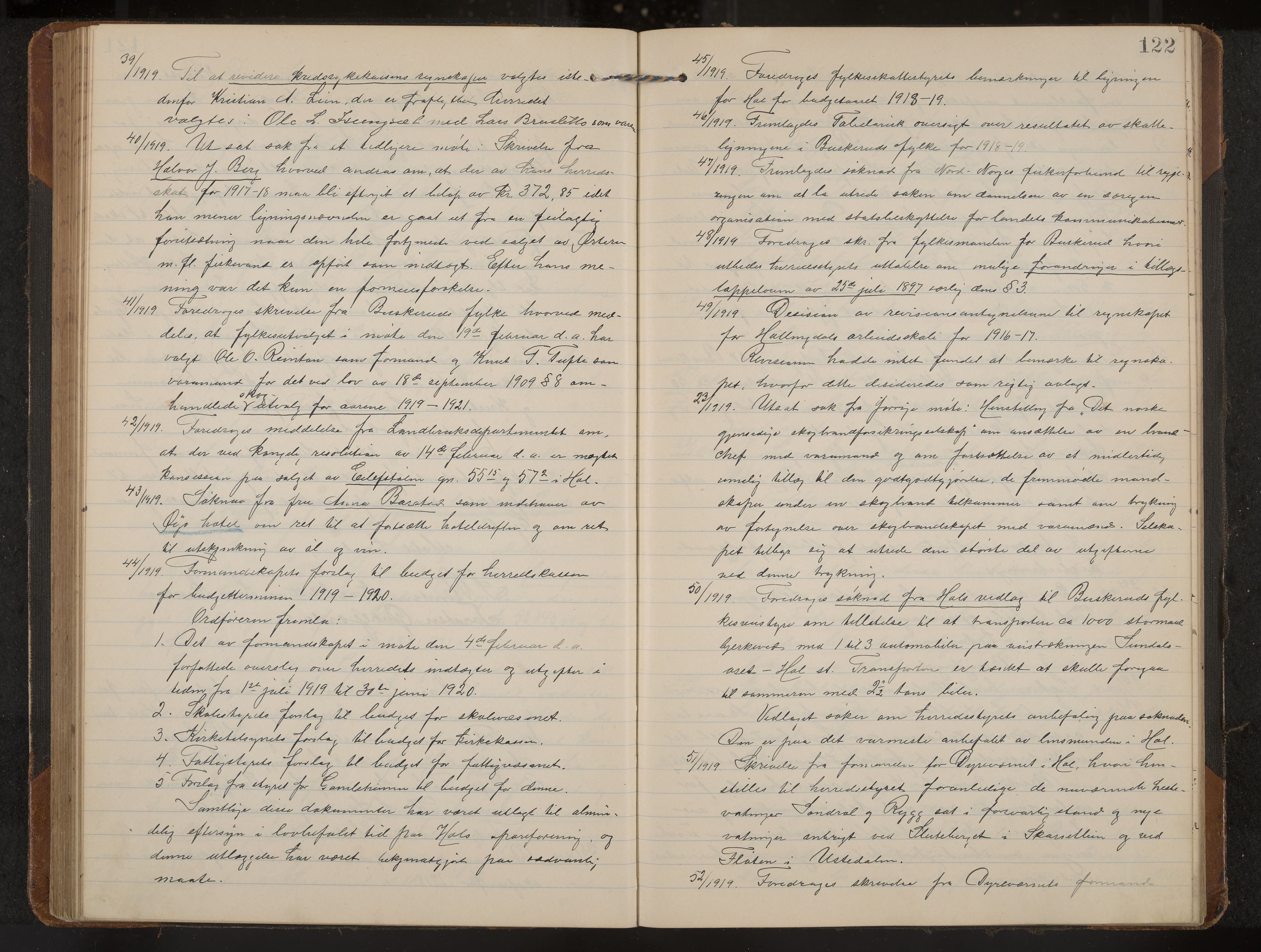 Hol formannskap og sentraladministrasjon, IKAK/0620021-1/A/L0006: Møtebok, 1916-1922, p. 122