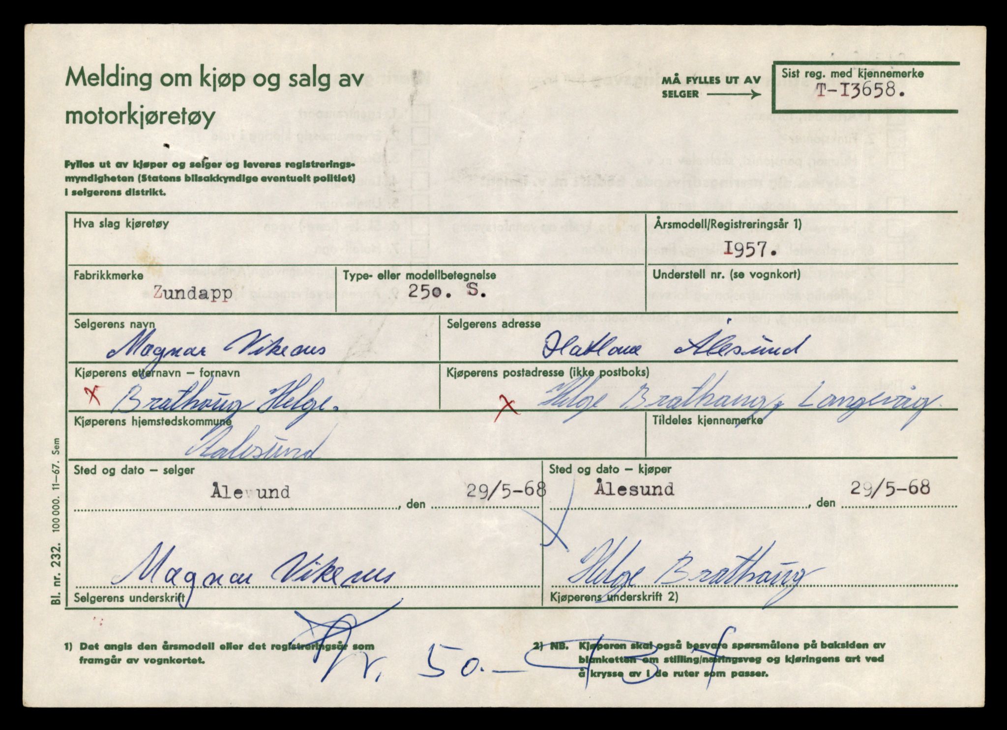 Møre og Romsdal vegkontor - Ålesund trafikkstasjon, AV/SAT-A-4099/F/Fe/L0040: Registreringskort for kjøretøy T 13531 - T 13709, 1927-1998, p. 2241