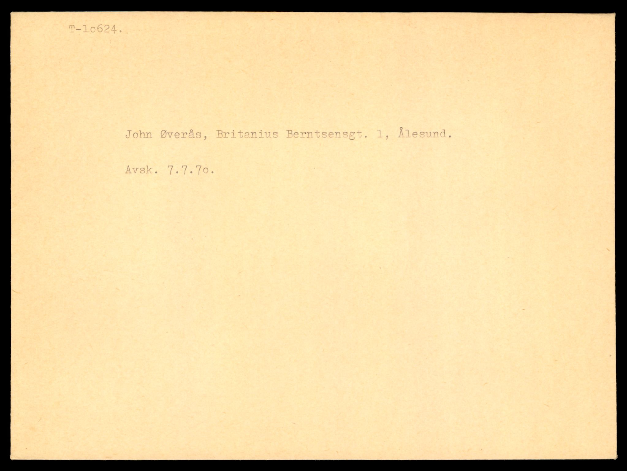 Møre og Romsdal vegkontor - Ålesund trafikkstasjon, AV/SAT-A-4099/F/Fe/L0022: Registreringskort for kjøretøy T 10584 - T 10694, 1927-1998, p. 1281