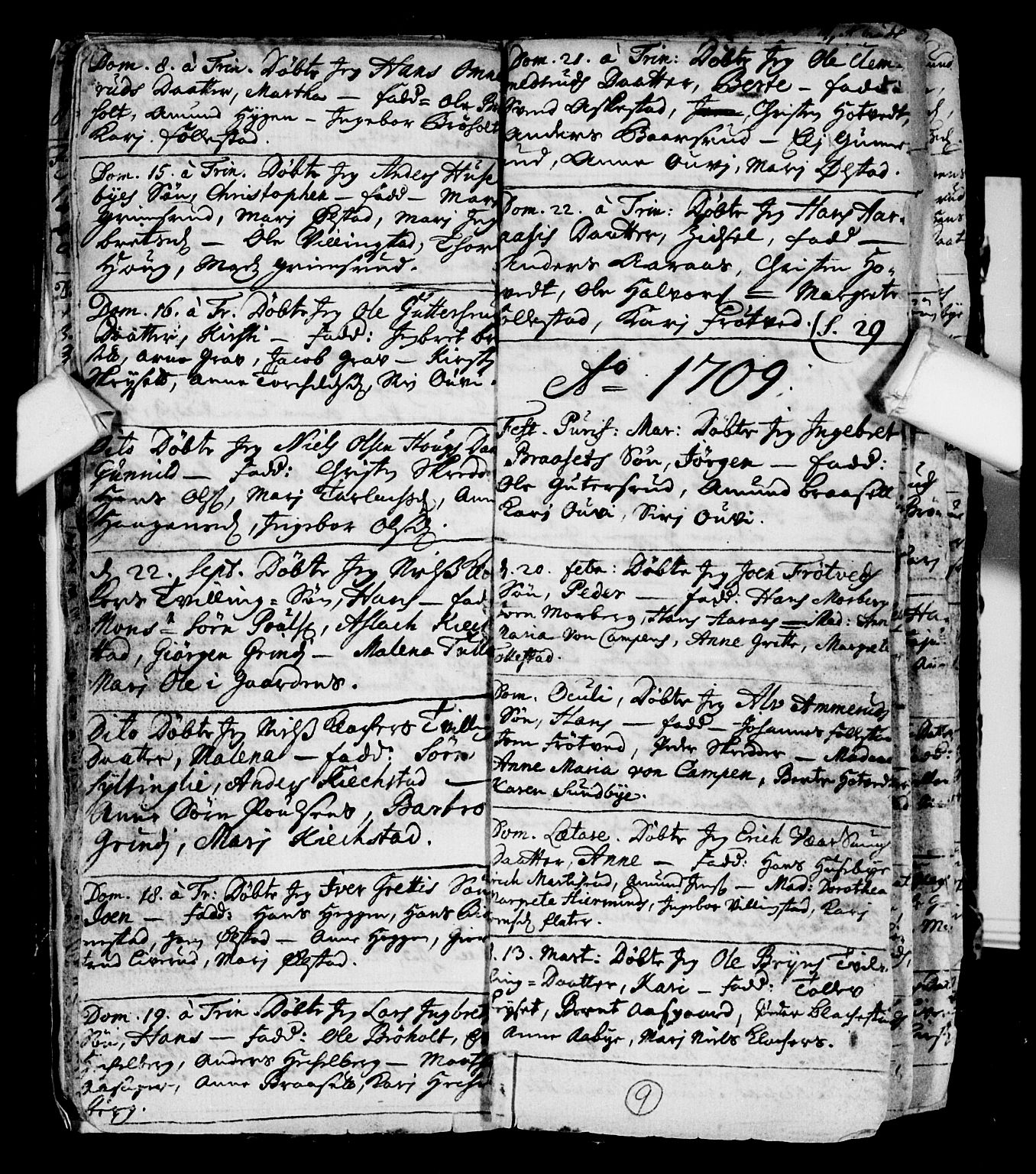 Røyken kirkebøker, SAKO/A-241/F/Fa/L0001: Parish register (official) no. 1, 1701-1730, p. 9