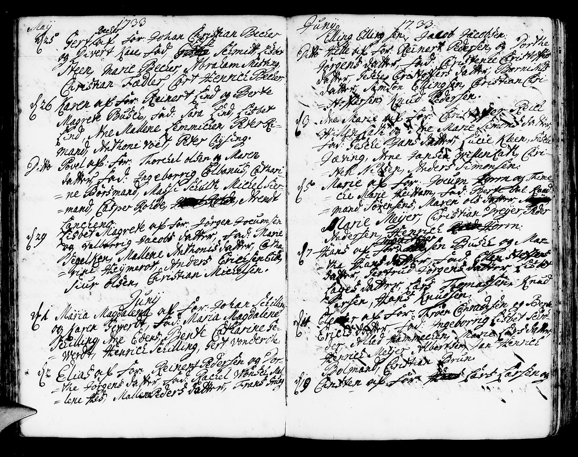 Korskirken sokneprestembete, AV/SAB-A-76101/H/Haa/L0004: Parish register (official) no. A 4, 1720-1750, p. 124