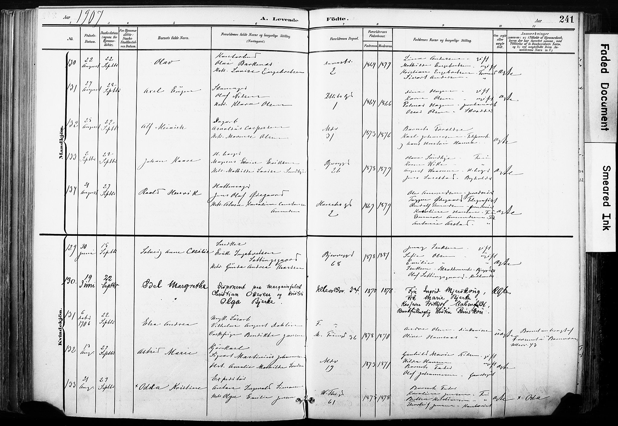 Gamle Aker prestekontor Kirkebøker, SAO/A-10617a/F/L0013: Parish register (official) no. 13, 1901-1908, p. 241