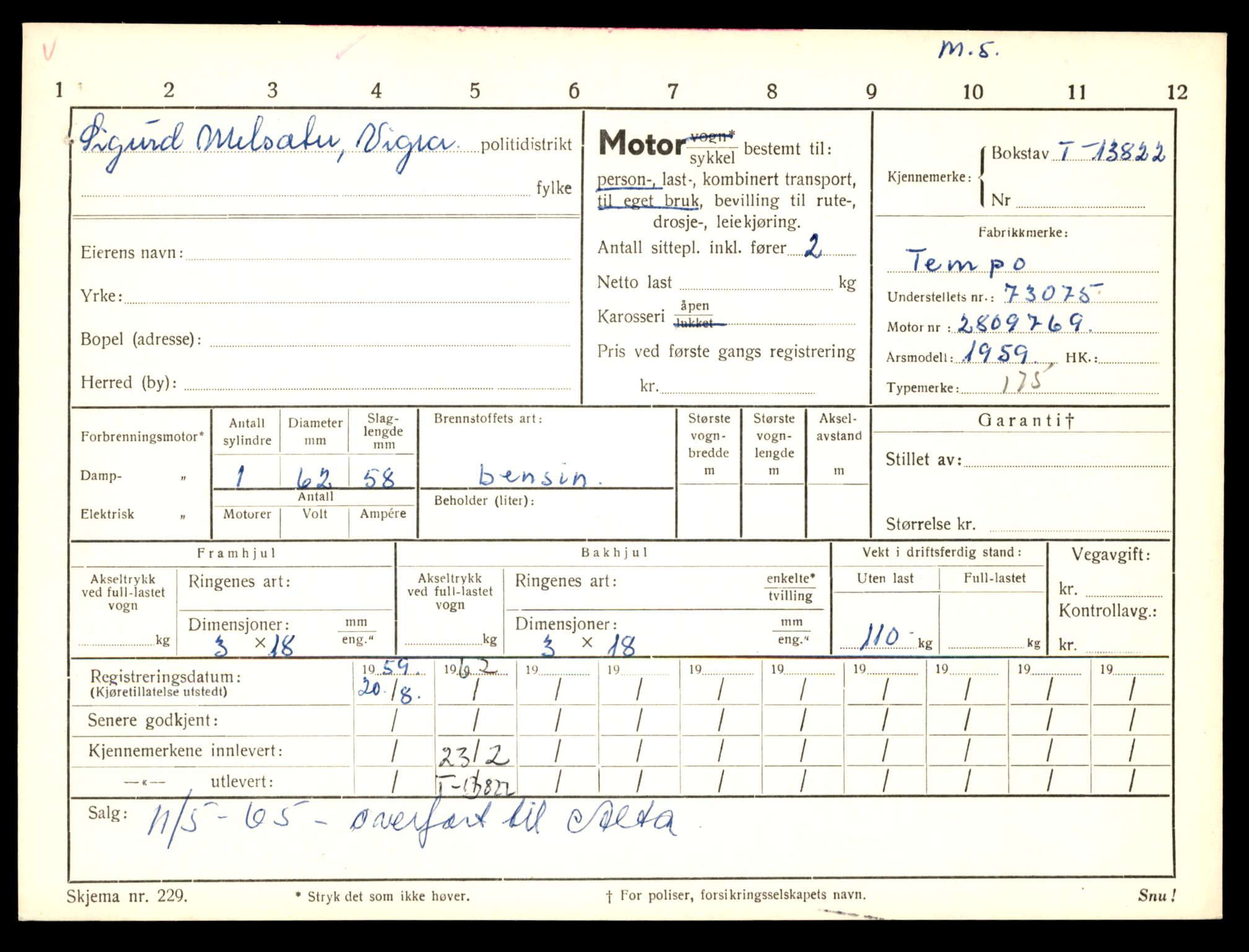 Møre og Romsdal vegkontor - Ålesund trafikkstasjon, AV/SAT-A-4099/F/Fe/L0041: Registreringskort for kjøretøy T 13710 - T 13905, 1927-1998, p. 1991