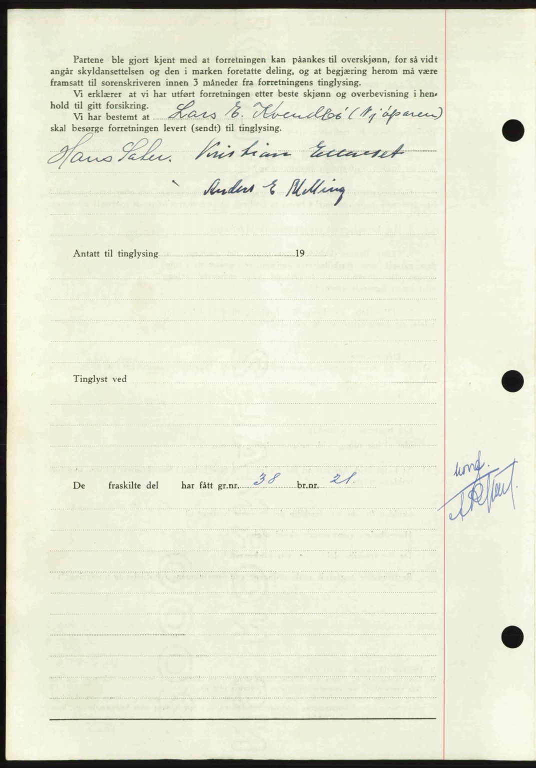 Nordmøre sorenskriveri, AV/SAT-A-4132/1/2/2Ca: Mortgage book no. A112, 1949-1949, Diary no: : 2566/1949