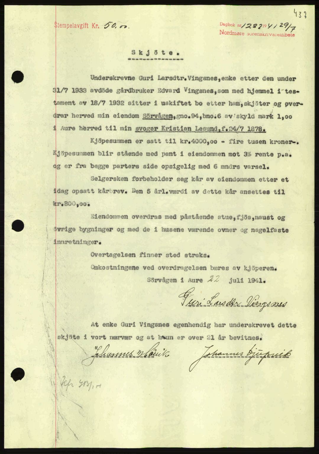 Nordmøre sorenskriveri, AV/SAT-A-4132/1/2/2Ca: Mortgage book no. A90, 1941-1941, Diary no: : 1282/1941