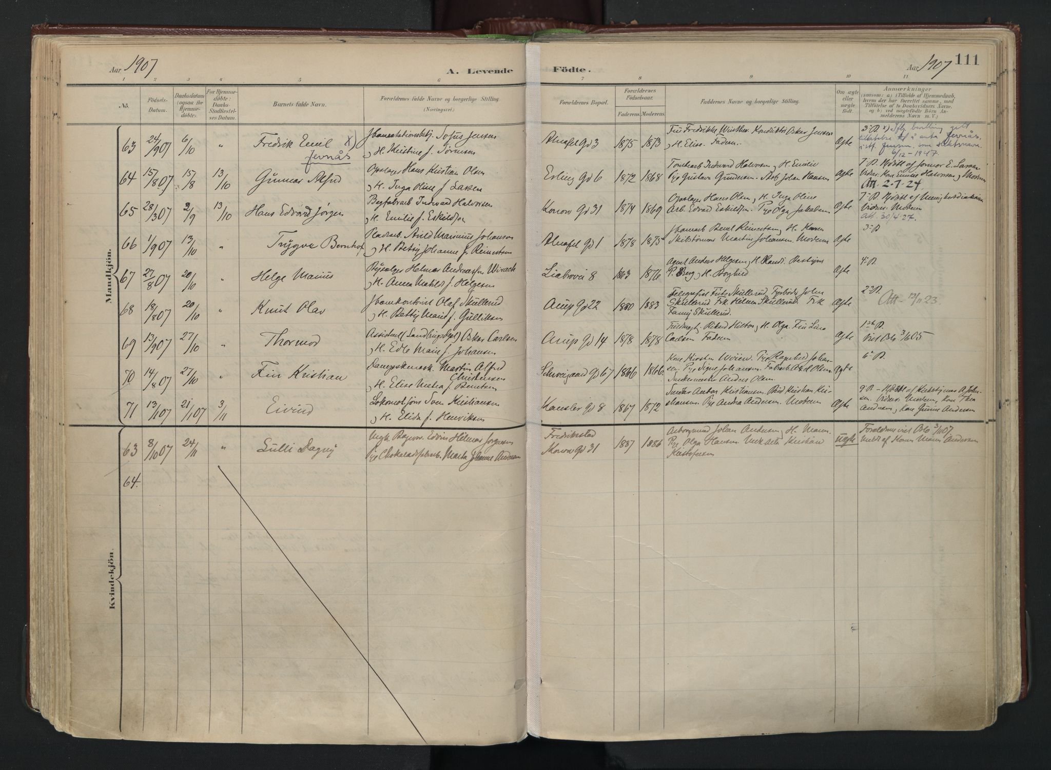 Gamlebyen prestekontor Kirkebøker, AV/SAO-A-10884/F/Fa/L0010: Parish register (official) no. 10, 1895-1935, p. 111