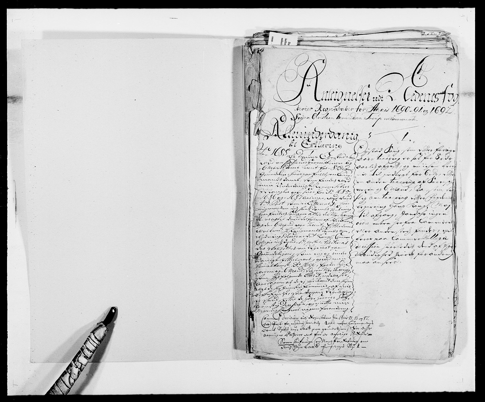 Rentekammeret inntil 1814, Reviderte regnskaper, Fogderegnskap, RA/EA-4092/R39/L2311: Fogderegnskap Nedenes, 1690-1692, p. 324