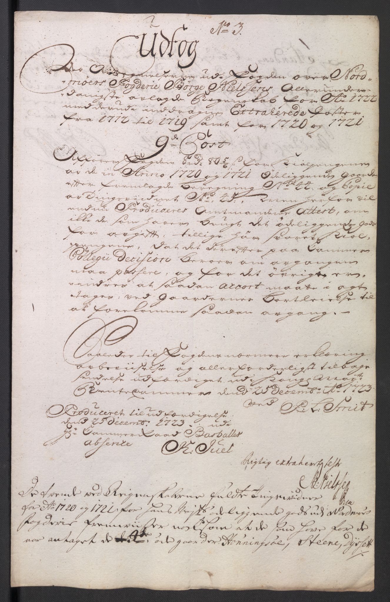 Rentekammeret inntil 1814, Reviderte regnskaper, Fogderegnskap, AV/RA-EA-4092/R56/L3755: Fogderegnskap Nordmøre, 1722, p. 397