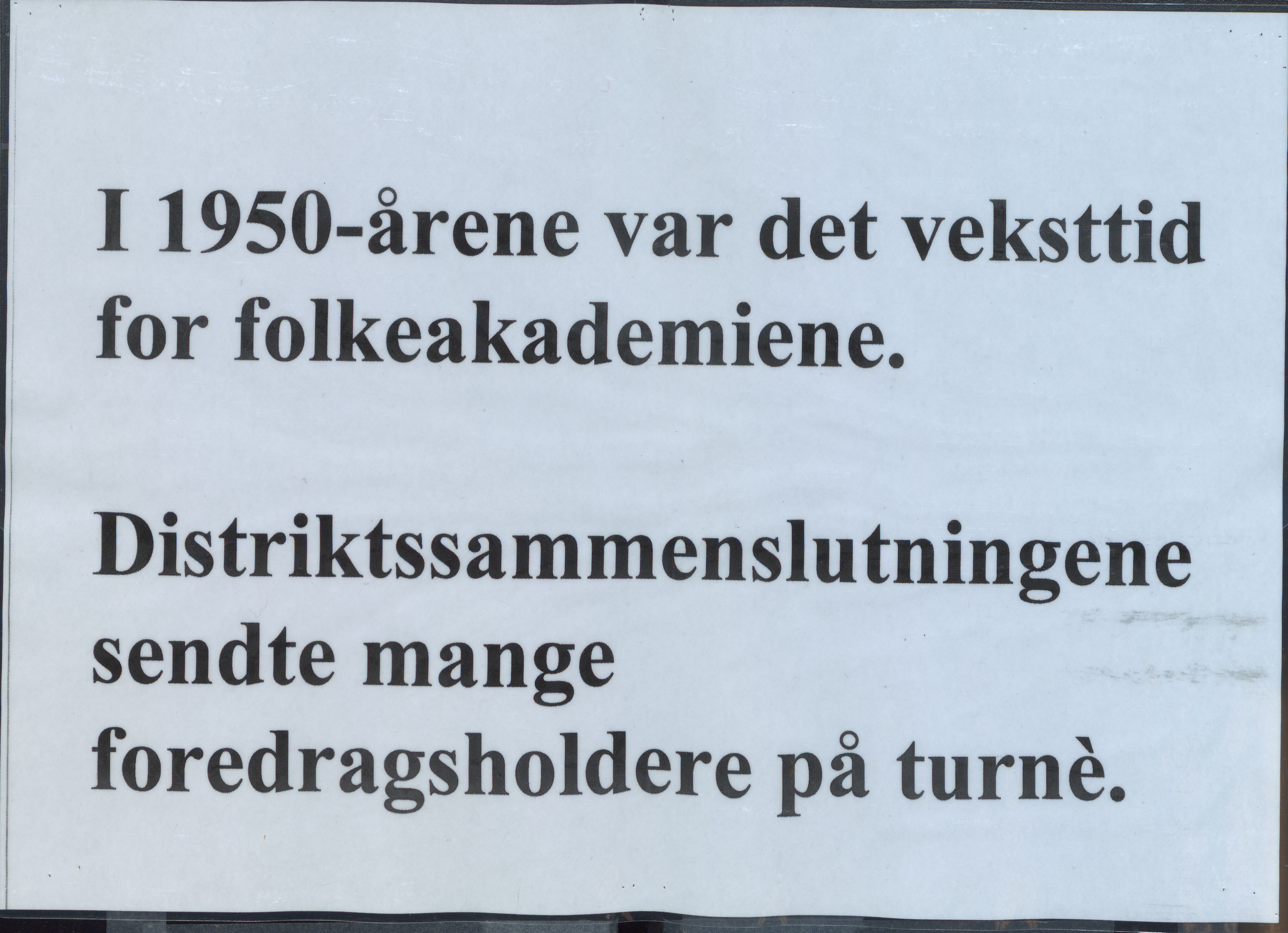 Pa 765 - Folkeakademiet i Andebu, VEMU/A-1887/X/L0002: Plakater