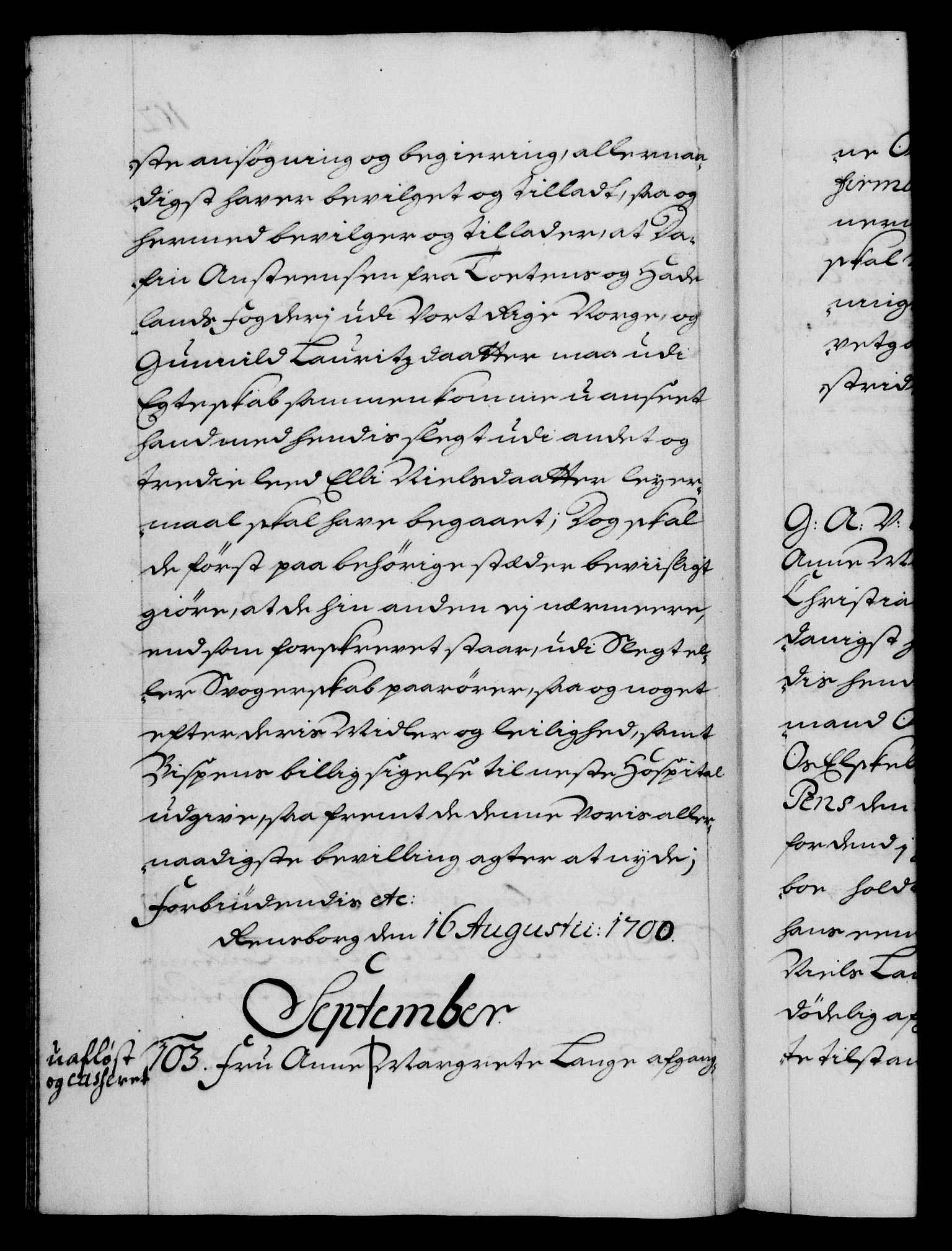 Danske Kanselli 1572-1799, AV/RA-EA-3023/F/Fc/Fca/Fcaa/L0018: Norske registre, 1699-1703, p. 102b