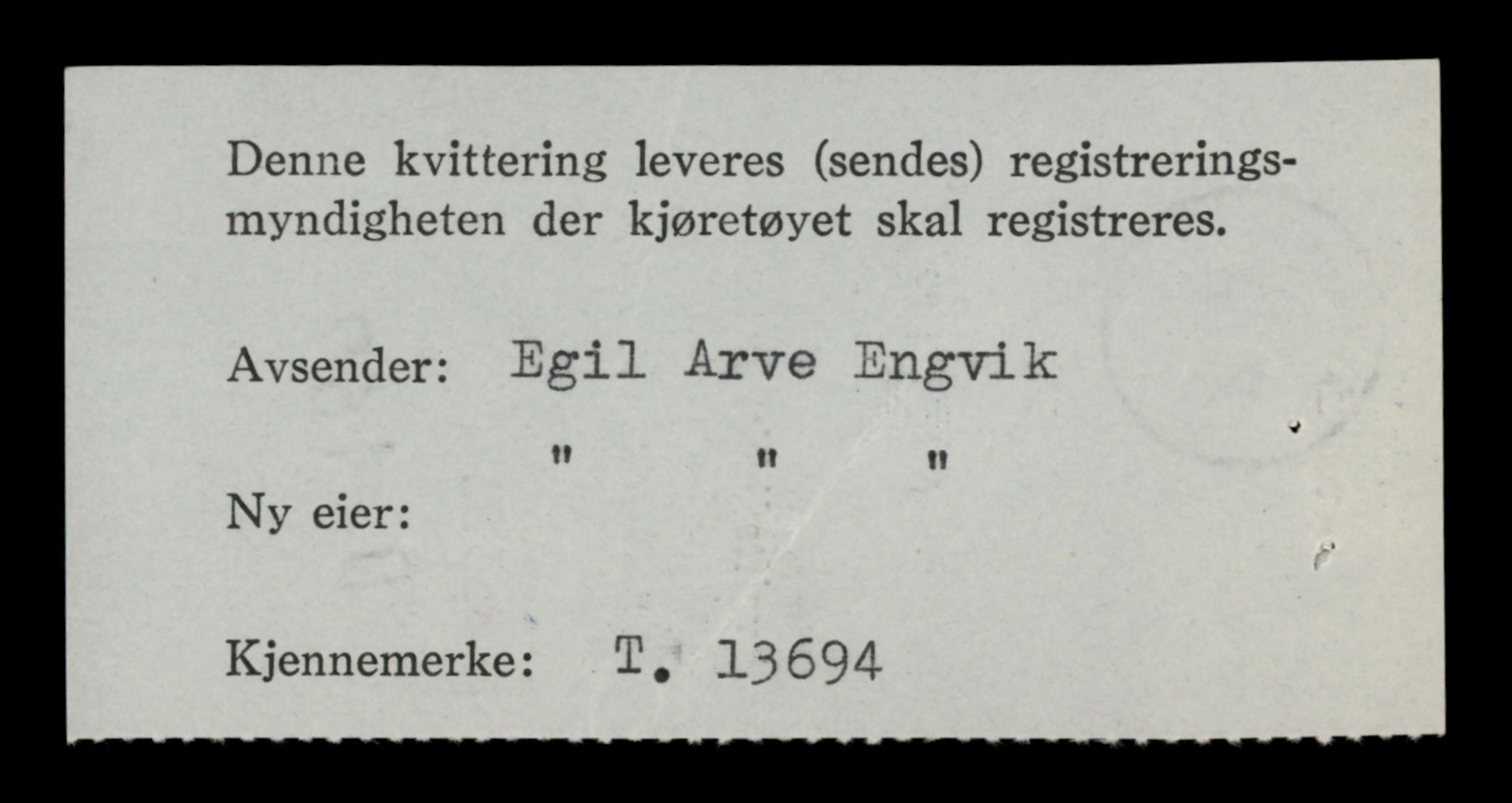 Møre og Romsdal vegkontor - Ålesund trafikkstasjon, AV/SAT-A-4099/F/Fe/L0040: Registreringskort for kjøretøy T 13531 - T 13709, 1927-1998, p. 2798