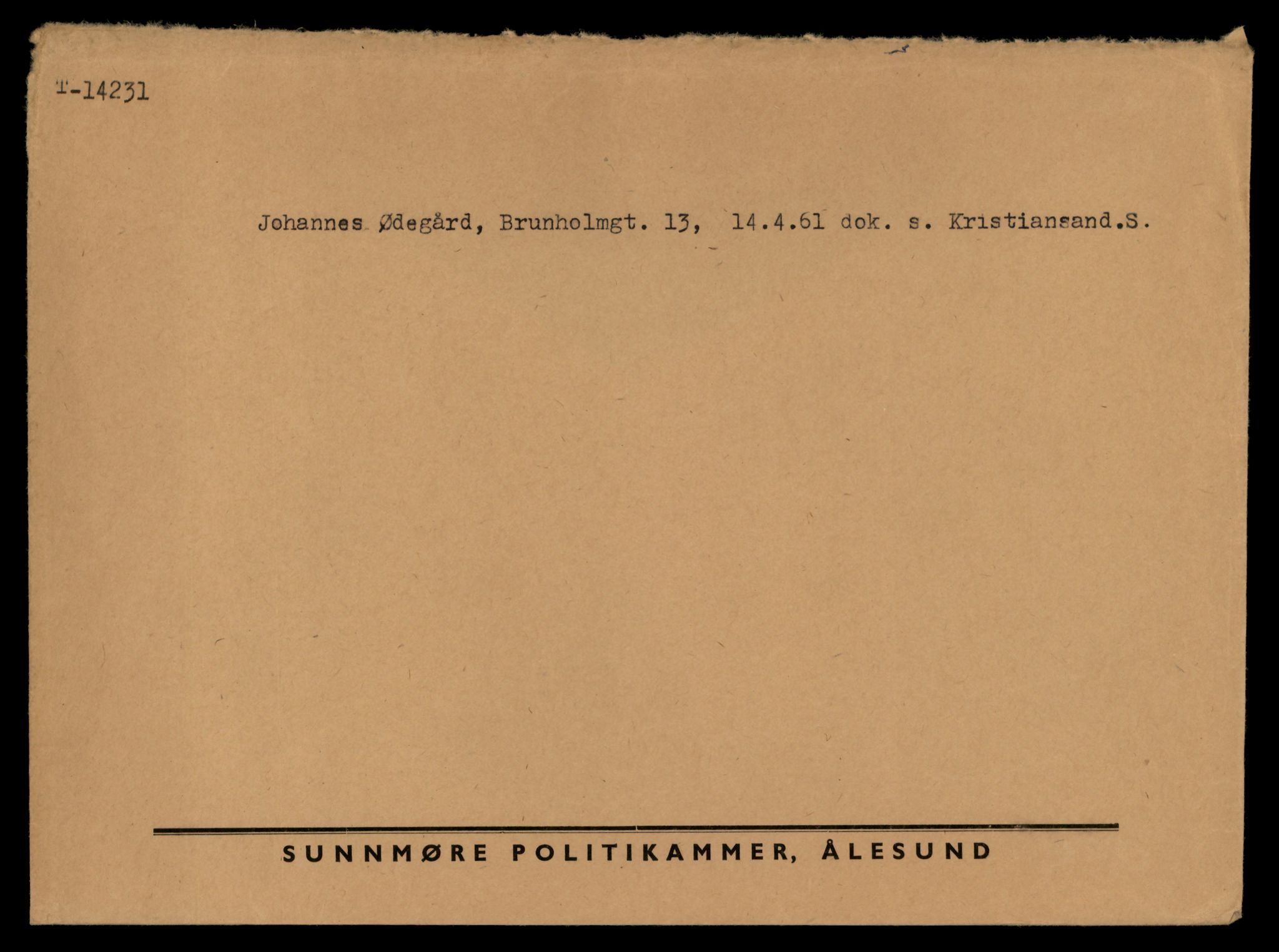 Møre og Romsdal vegkontor - Ålesund trafikkstasjon, AV/SAT-A-4099/F/Fe/L0044: Registreringskort for kjøretøy T 14205 - T 14319, 1927-1998, p. 756
