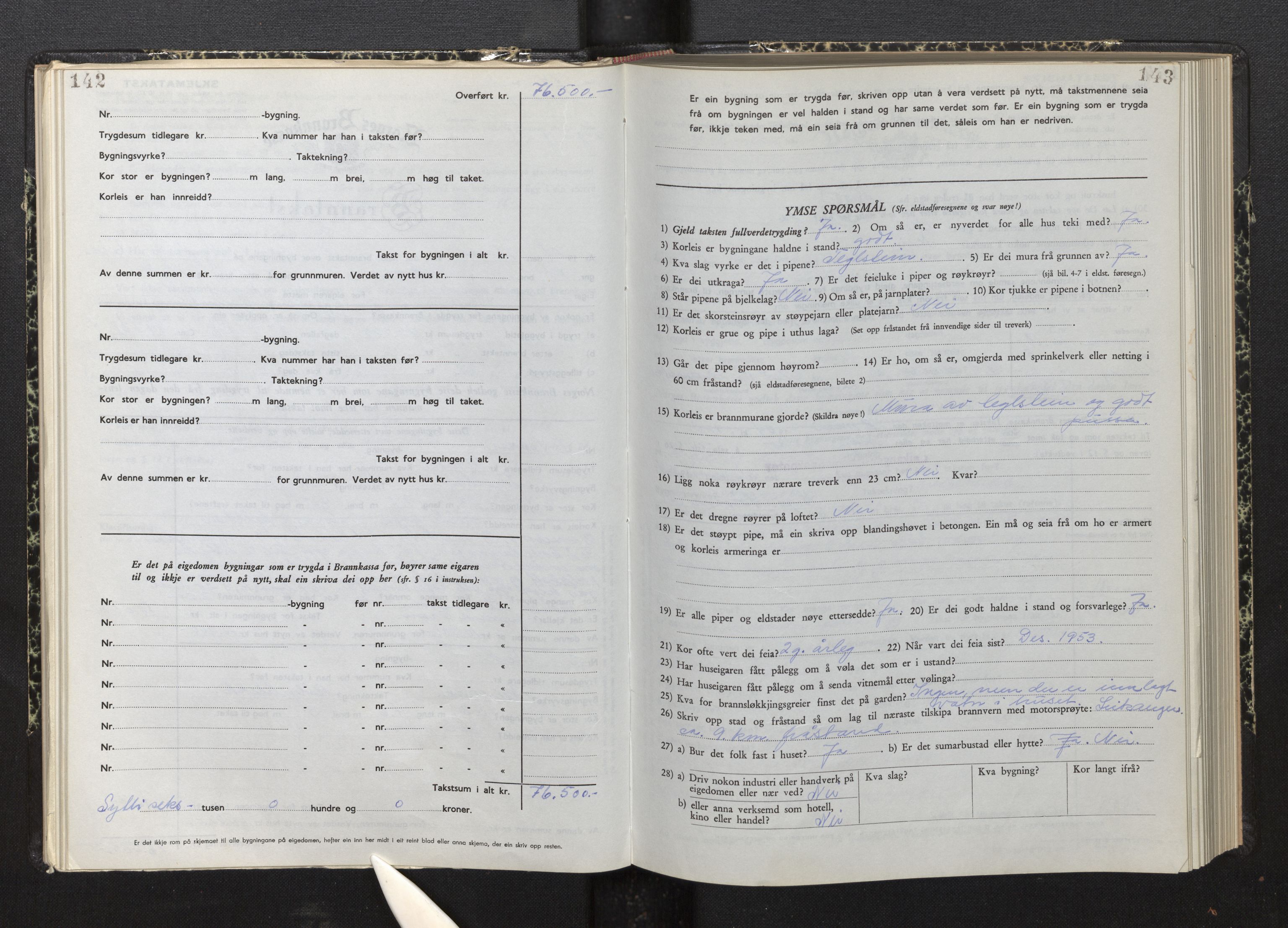 Lensmannen i Leikanger, AV/SAB-A-29201/0012/L0010: Branntakstprotokoll, skjematakst, 1952-1955, p. 142-143