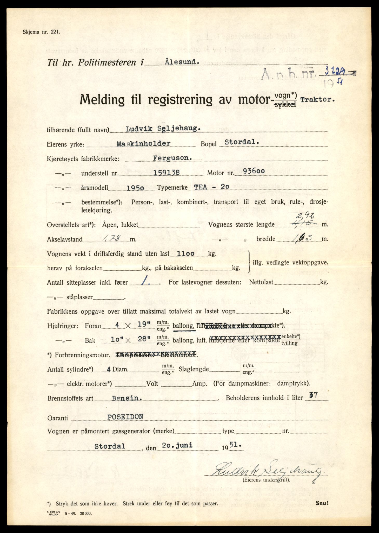 Møre og Romsdal vegkontor - Ålesund trafikkstasjon, AV/SAT-A-4099/F/Fe/L0019: Registreringskort for kjøretøy T 10228 - T 10350, 1927-1998, p. 2313