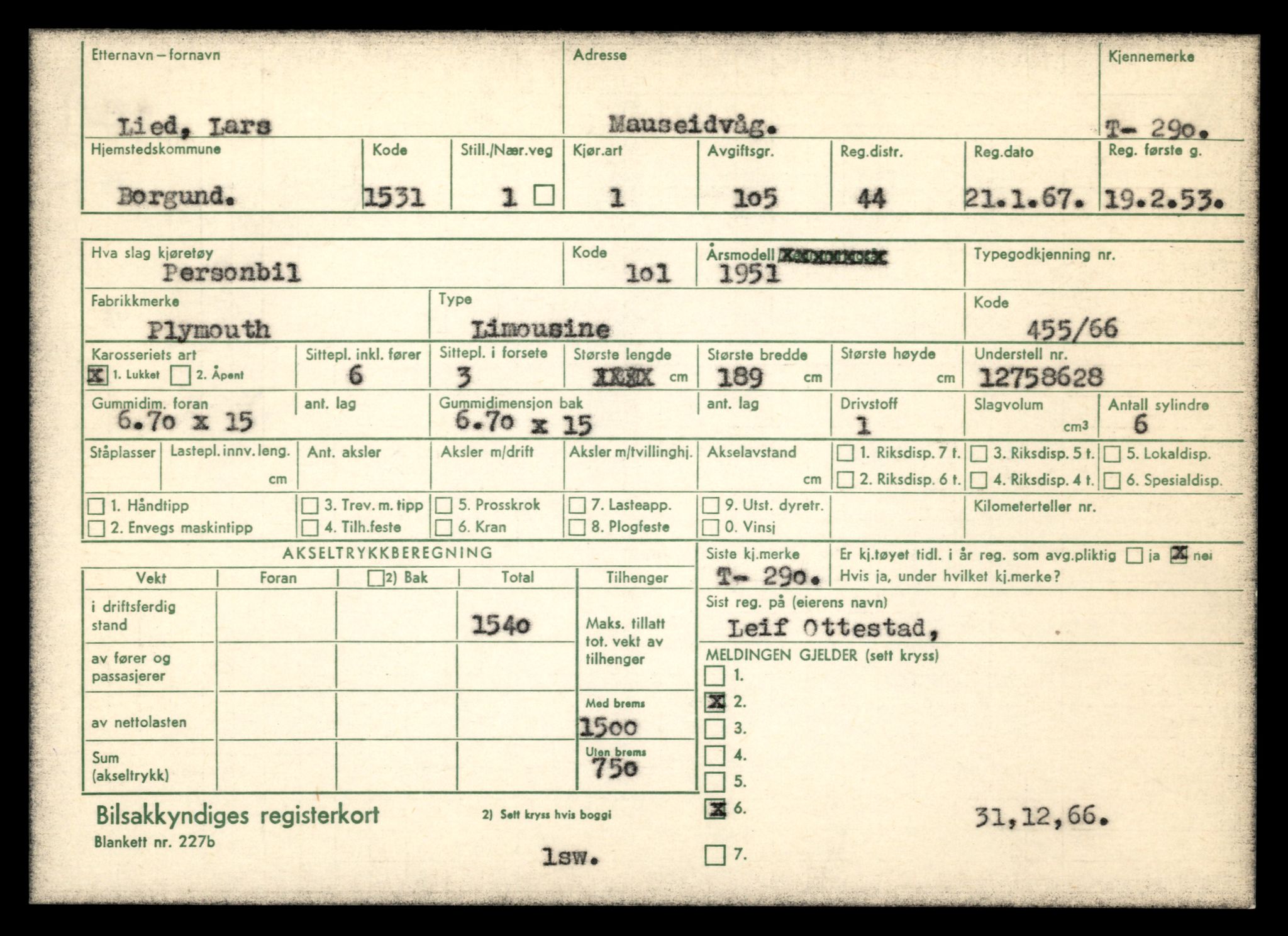 Møre og Romsdal vegkontor - Ålesund trafikkstasjon, SAT/A-4099/F/Fe/L0003: Registreringskort for kjøretøy T 232 - T 340, 1927-1998, p. 1609