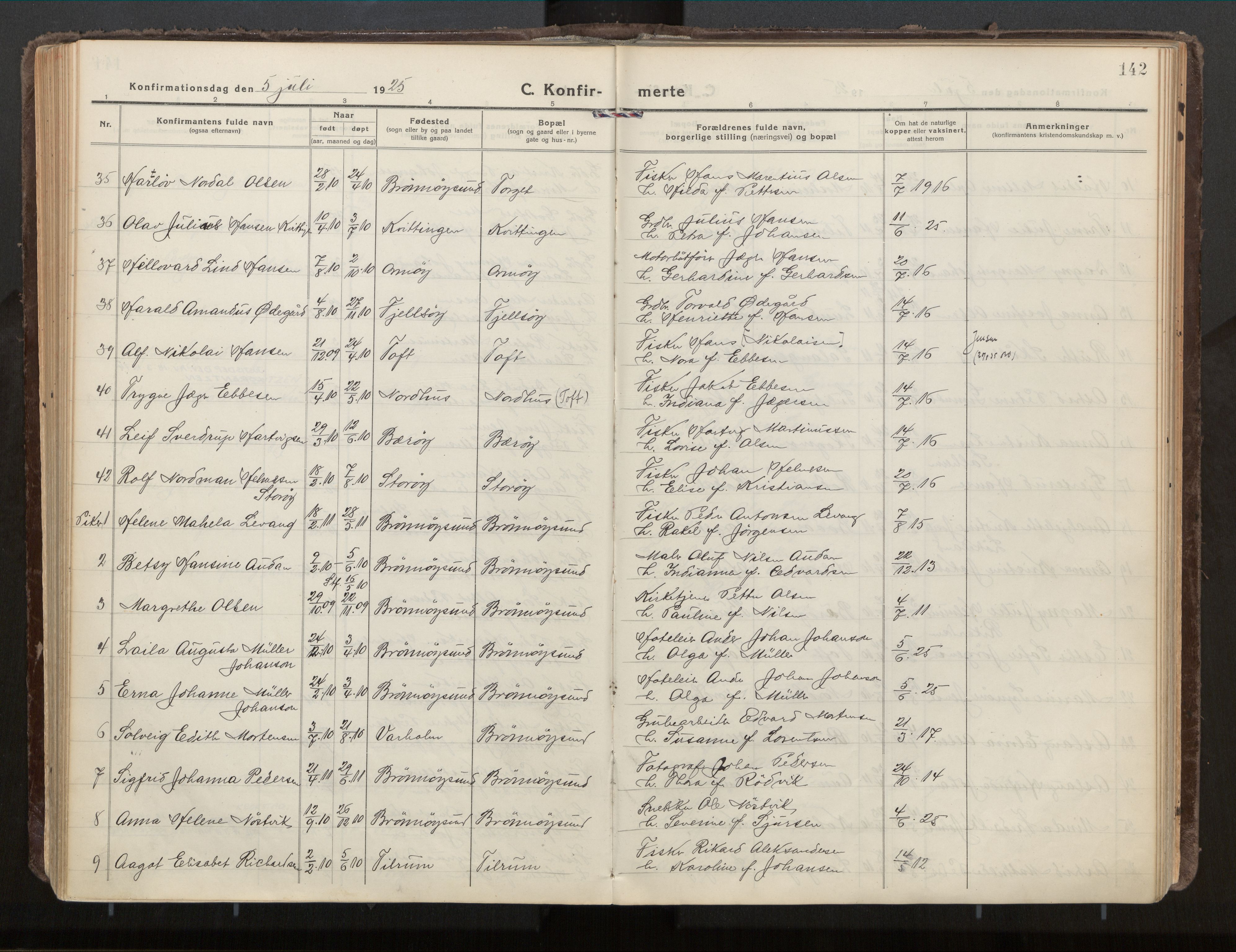 Ministerialprotokoller, klokkerbøker og fødselsregistre - Nordland, AV/SAT-A-1459/813/L0207a: Parish register (official) no. 813A18, 1919-1927, p. 142