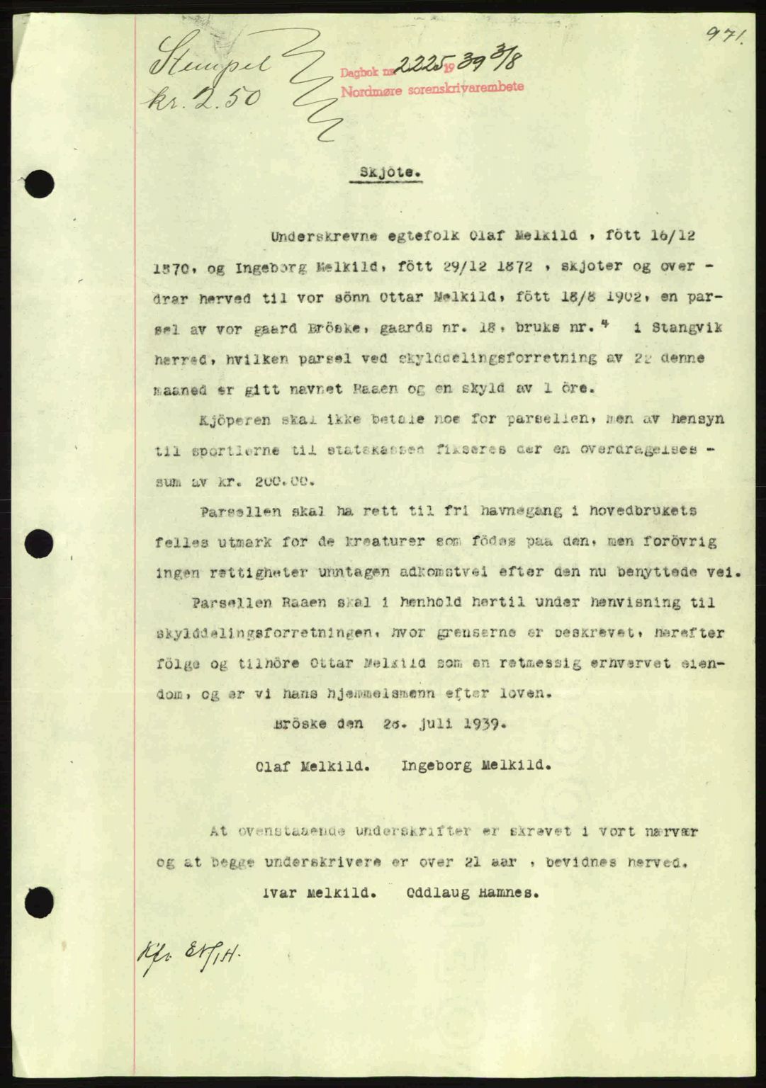 Nordmøre sorenskriveri, AV/SAT-A-4132/1/2/2Ca: Mortgage book no. A86, 1939-1939, Diary no: : 2225/1939