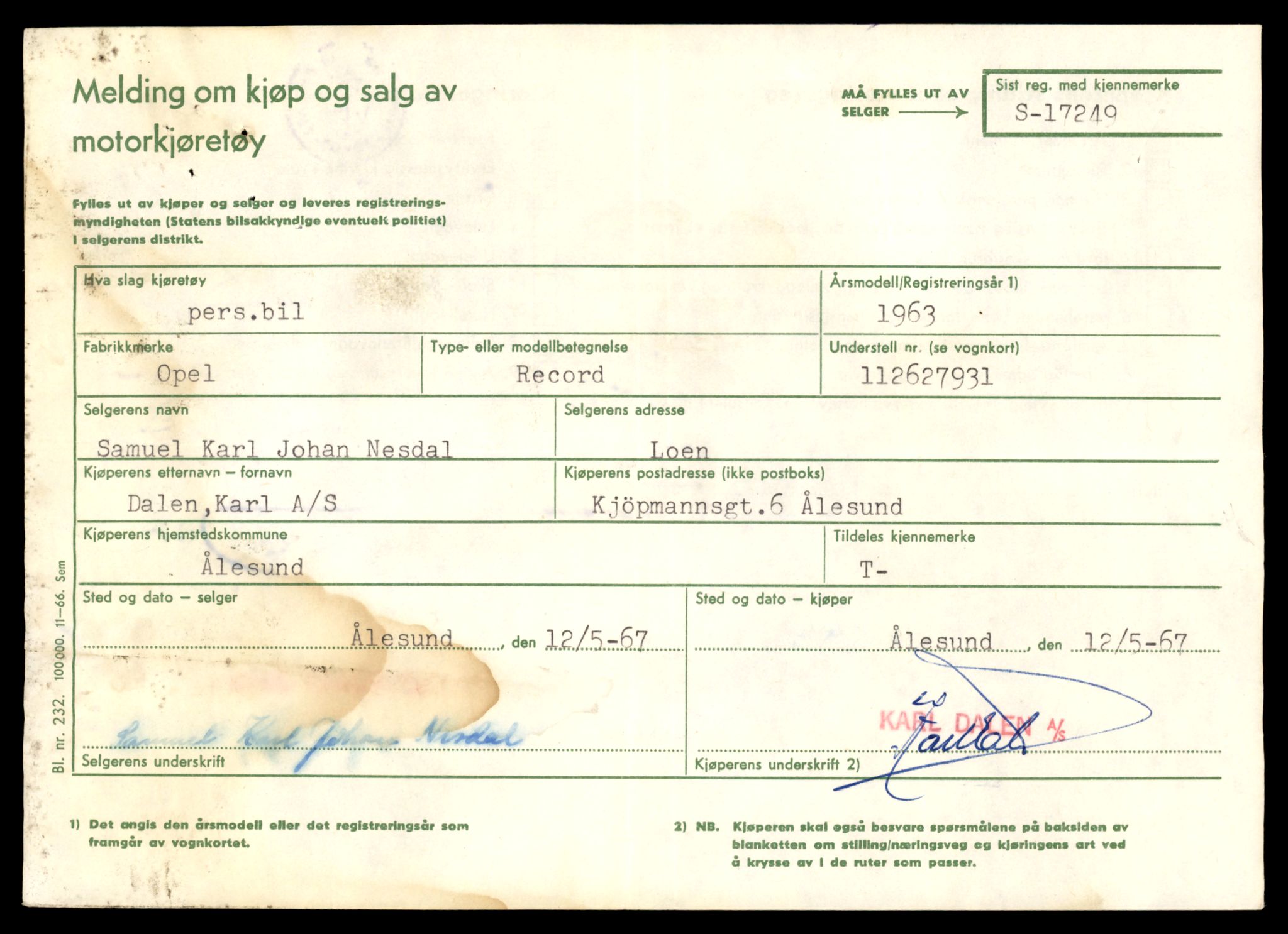 Møre og Romsdal vegkontor - Ålesund trafikkstasjon, AV/SAT-A-4099/F/Fe/L0091: Registreringskort for kjøretøy T 48202 - T 49435, 1927-1998, p. 19