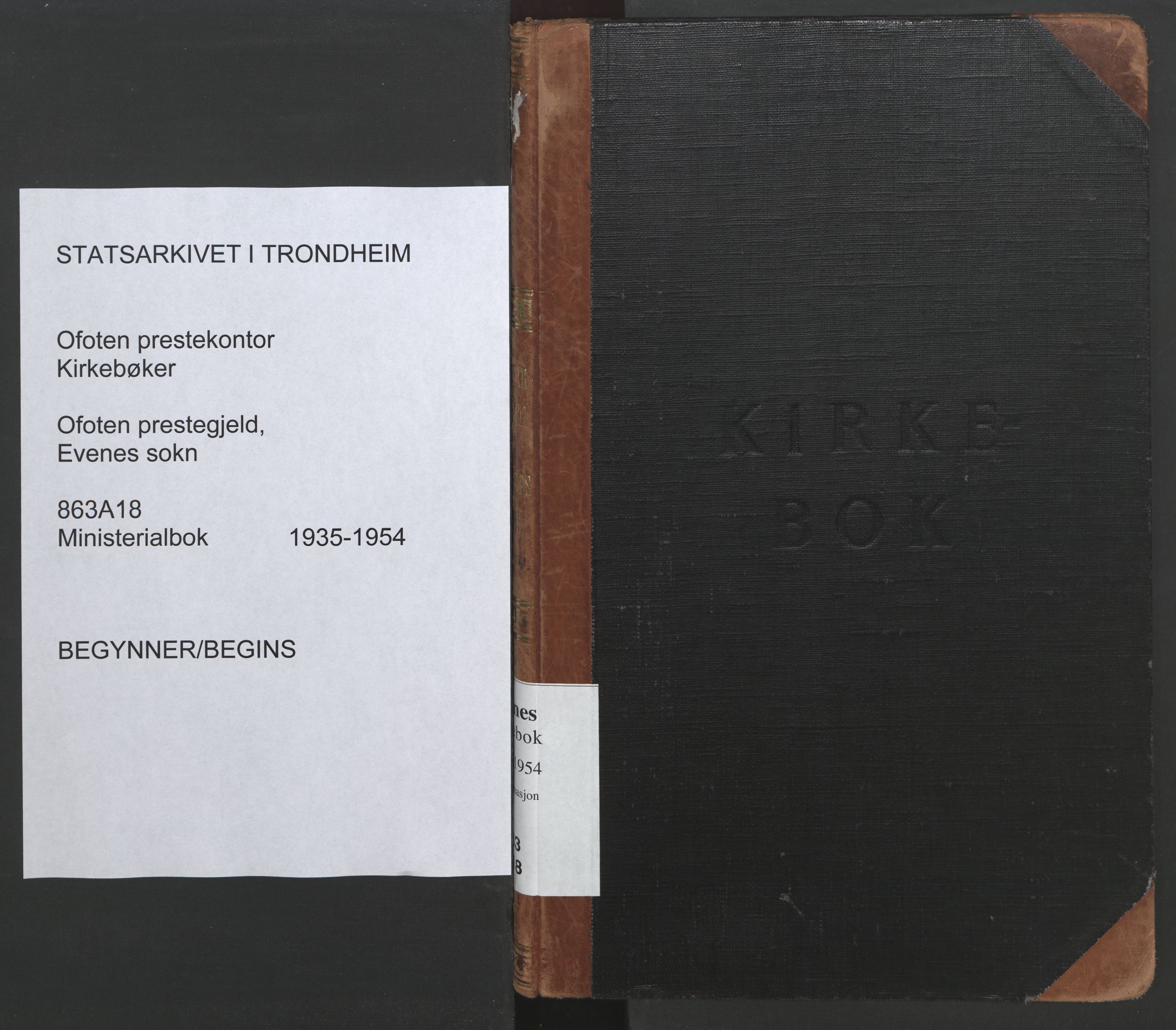 Ministerialprotokoller, klokkerbøker og fødselsregistre - Nordland, AV/SAT-A-1459/863/L0906: Parish register (official) no. 863A18, 1935-1954