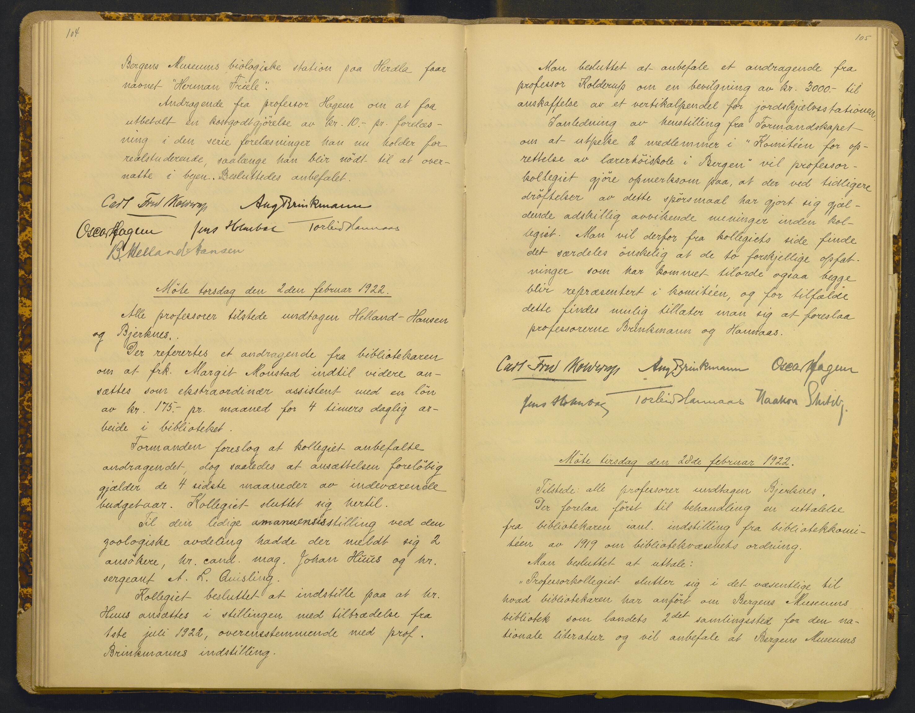 Bergens Museum, AV/SAB-A-17301/18/A/L0001: Bestyrerkollegiets forhandlingsprotokoll med register , 1907-1927, p. 104-105