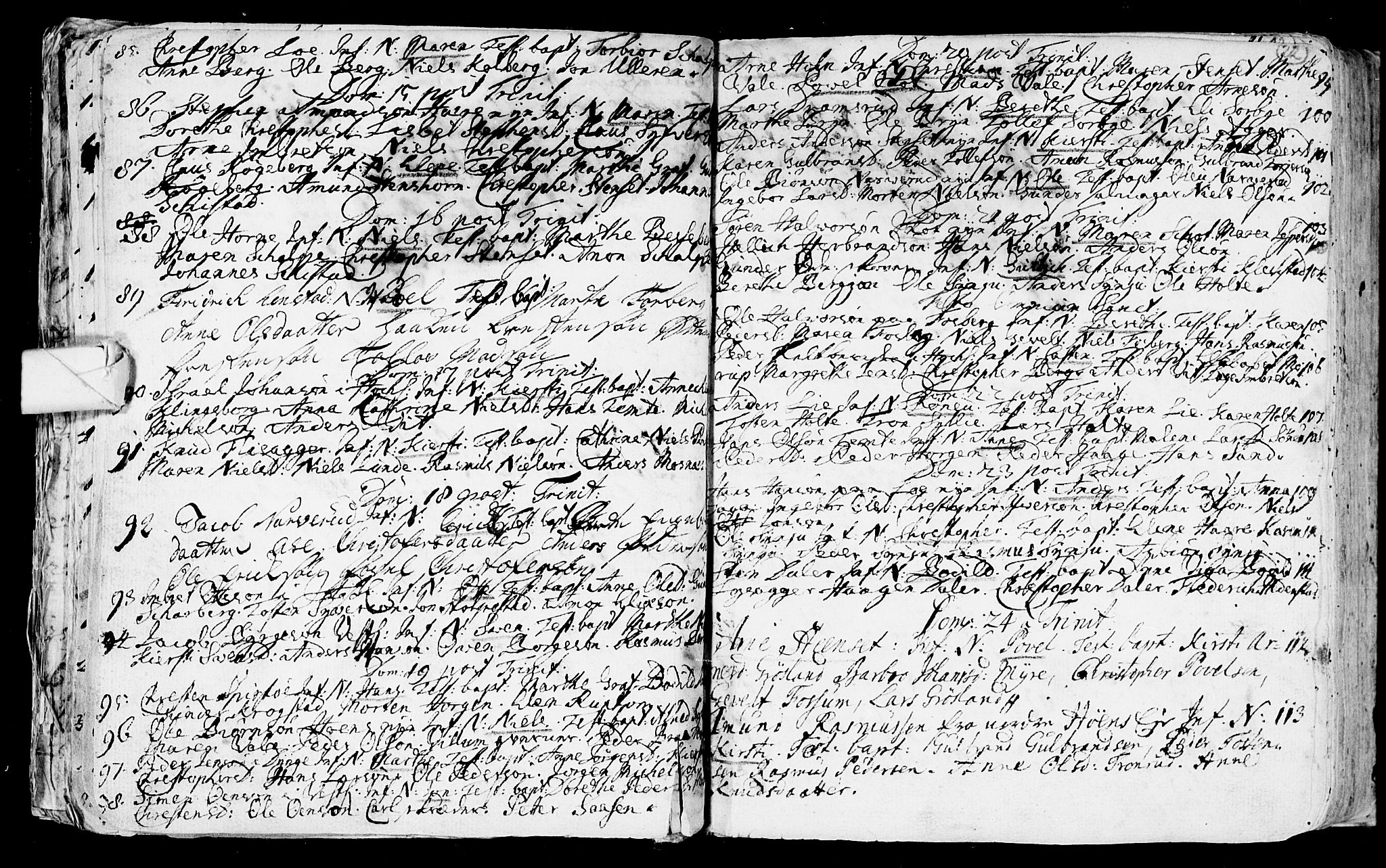 Eiker kirkebøker, AV/SAKO-A-4/F/Fa/L0003: Parish register (official) no. I 3, 1724-1753, p. 22