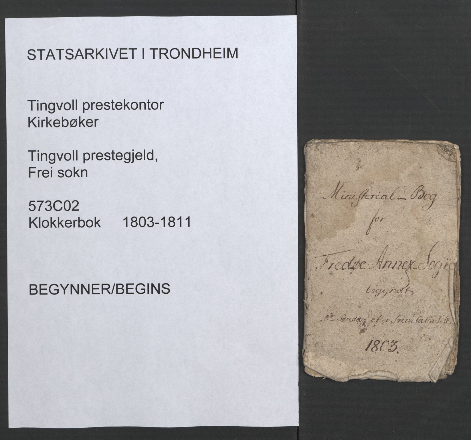 Ministerialprotokoller, klokkerbøker og fødselsregistre - Møre og Romsdal, SAT/A-1454/573/L0874: Parish register (copy) no. 573C02, 1803-1811