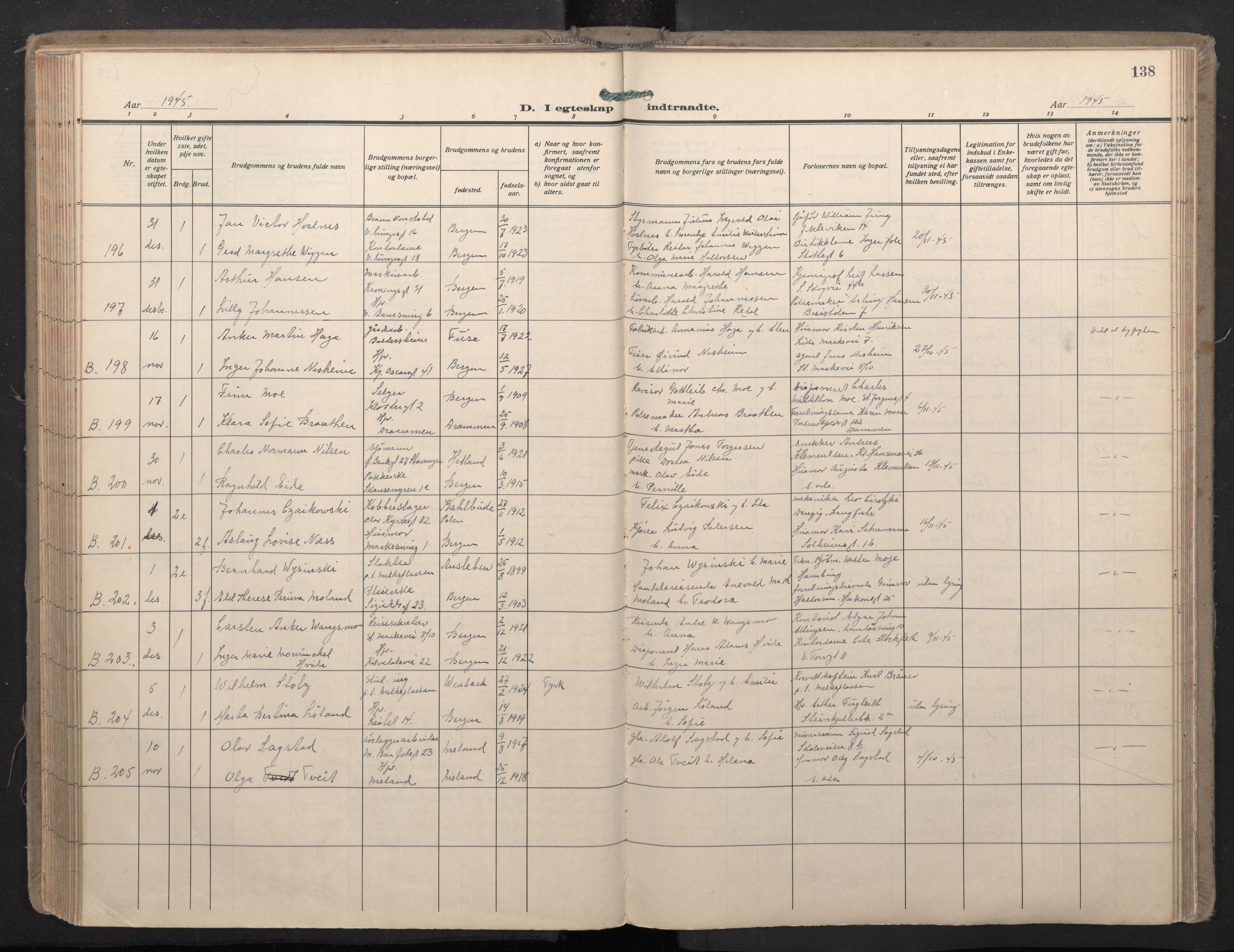 Domkirken sokneprestembete, AV/SAB-A-74801/H/Haa: Parish register (official) no. D 7, 1937-1950, p. 137b-138a