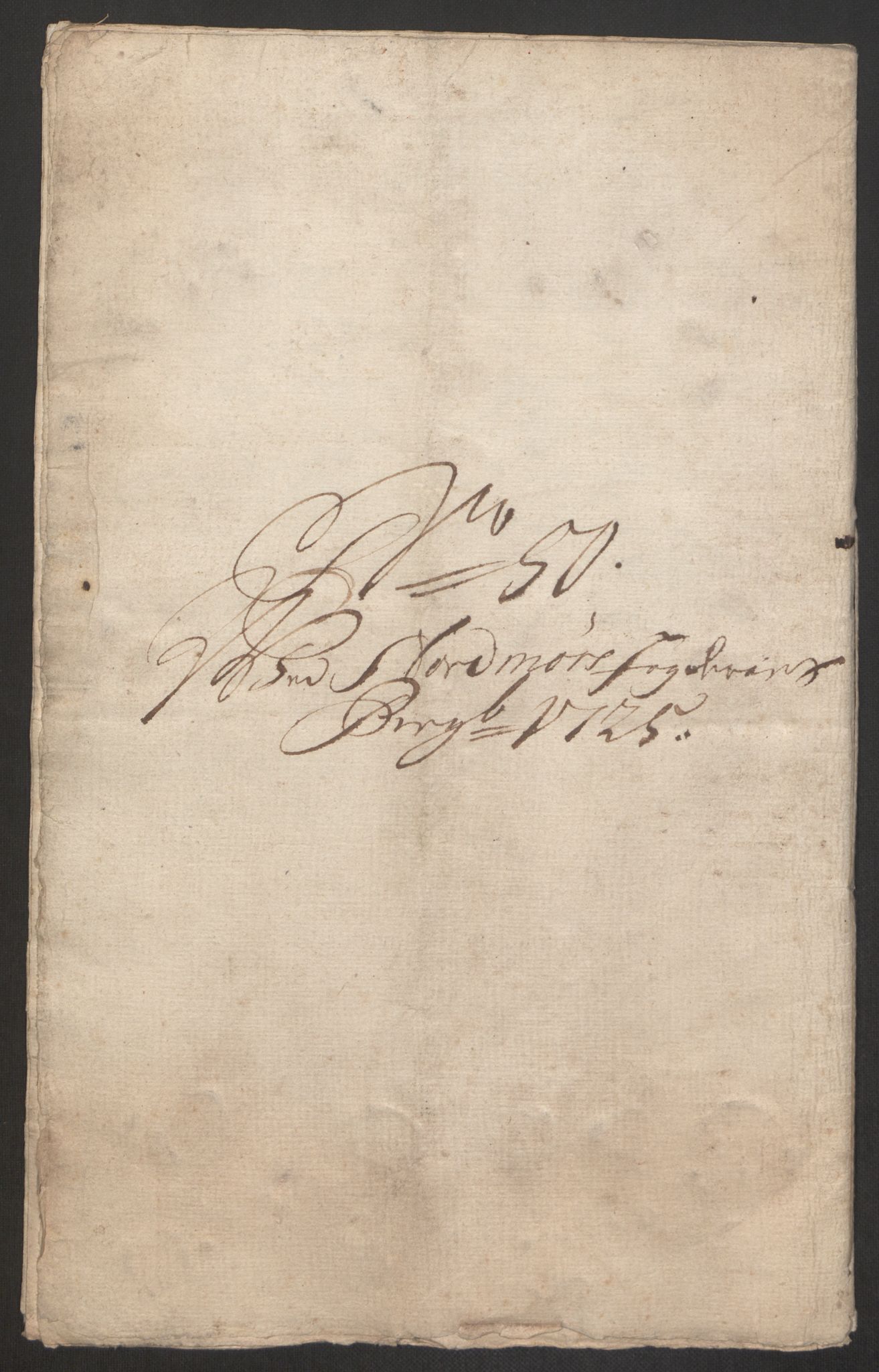 Rentekammeret inntil 1814, Reviderte regnskaper, Fogderegnskap, RA/EA-4092/R56/L3758: Fogderegnskap Nordmøre, 1725, p. 309