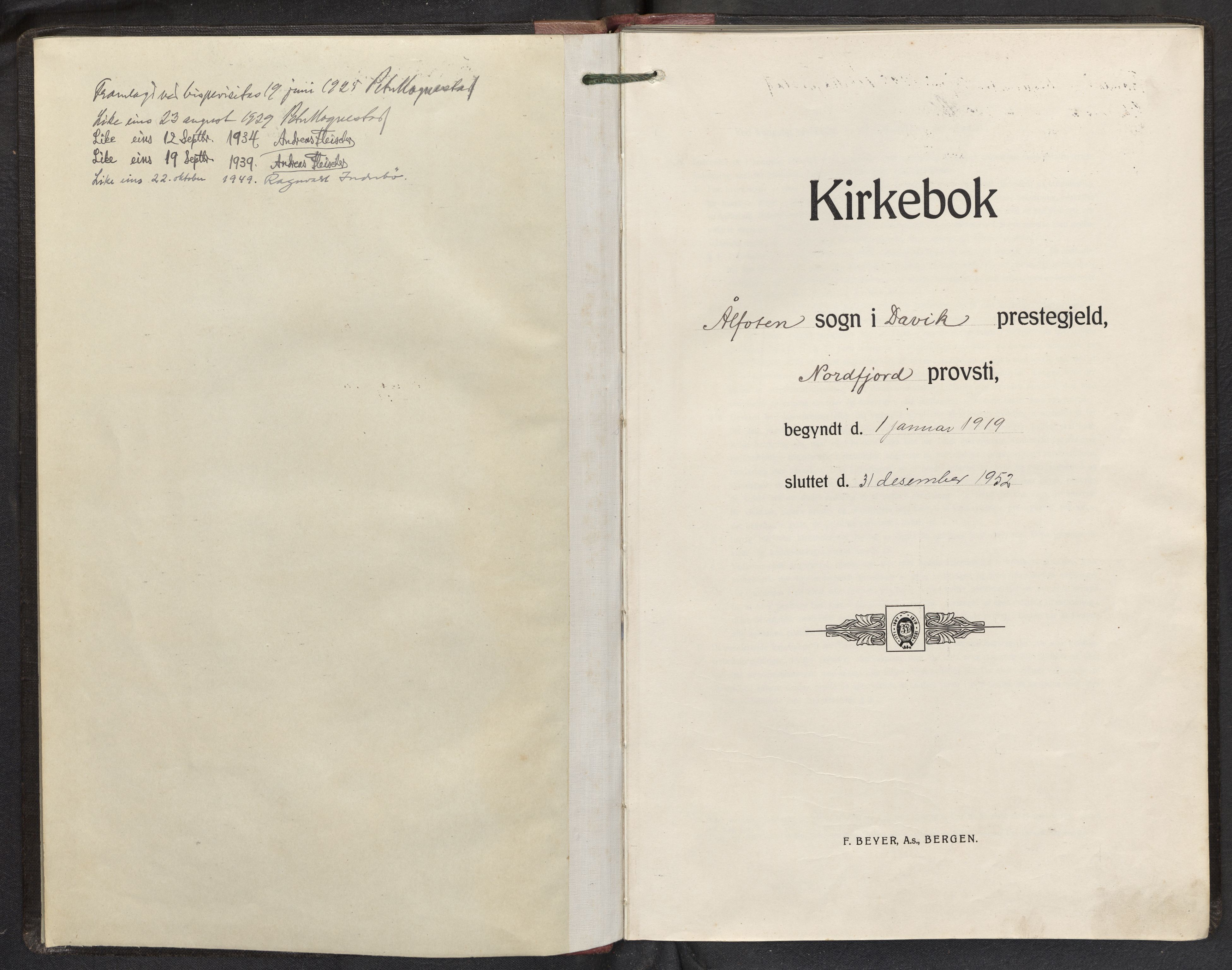 Davik sokneprestembete, SAB/A-79701/H/Hab/Habd/L0003: Parish register (copy) no. D 3, 1917-1953