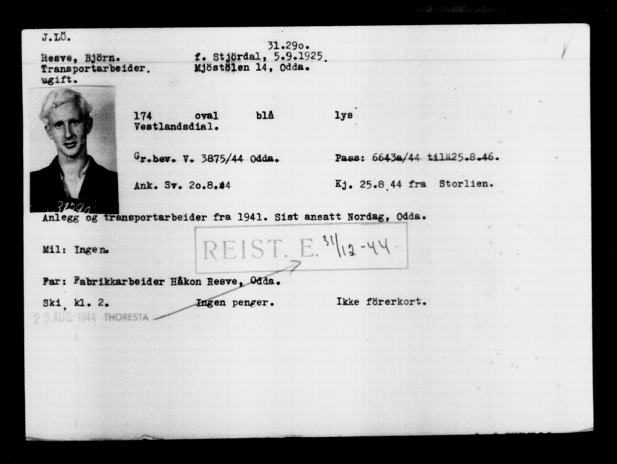 Utenriksstasjonene, Legasjonen i Stockholm, Flyktningkontoret, AV/RA-S-6753/V/Va/L0012: Kjesäterkartoteket, flyktninger med registreringsnr. 28300-31566, 1940-1945, p. 3237