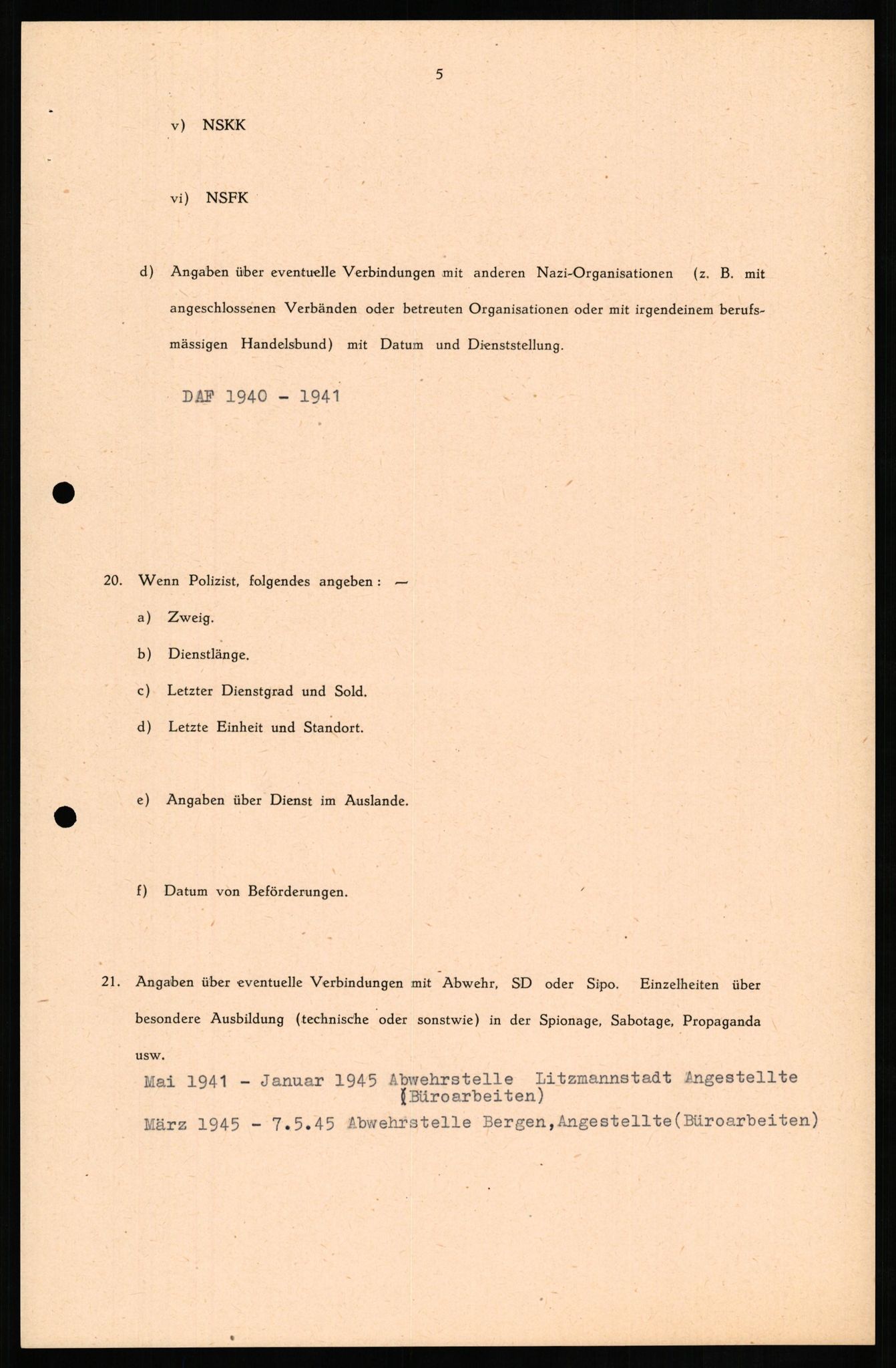 Forsvaret, Forsvarets overkommando II, RA/RAFA-3915/D/Db/L0014: CI Questionaires. Tyske okkupasjonsstyrker i Norge. Tyskere., 1945-1946, p. 437