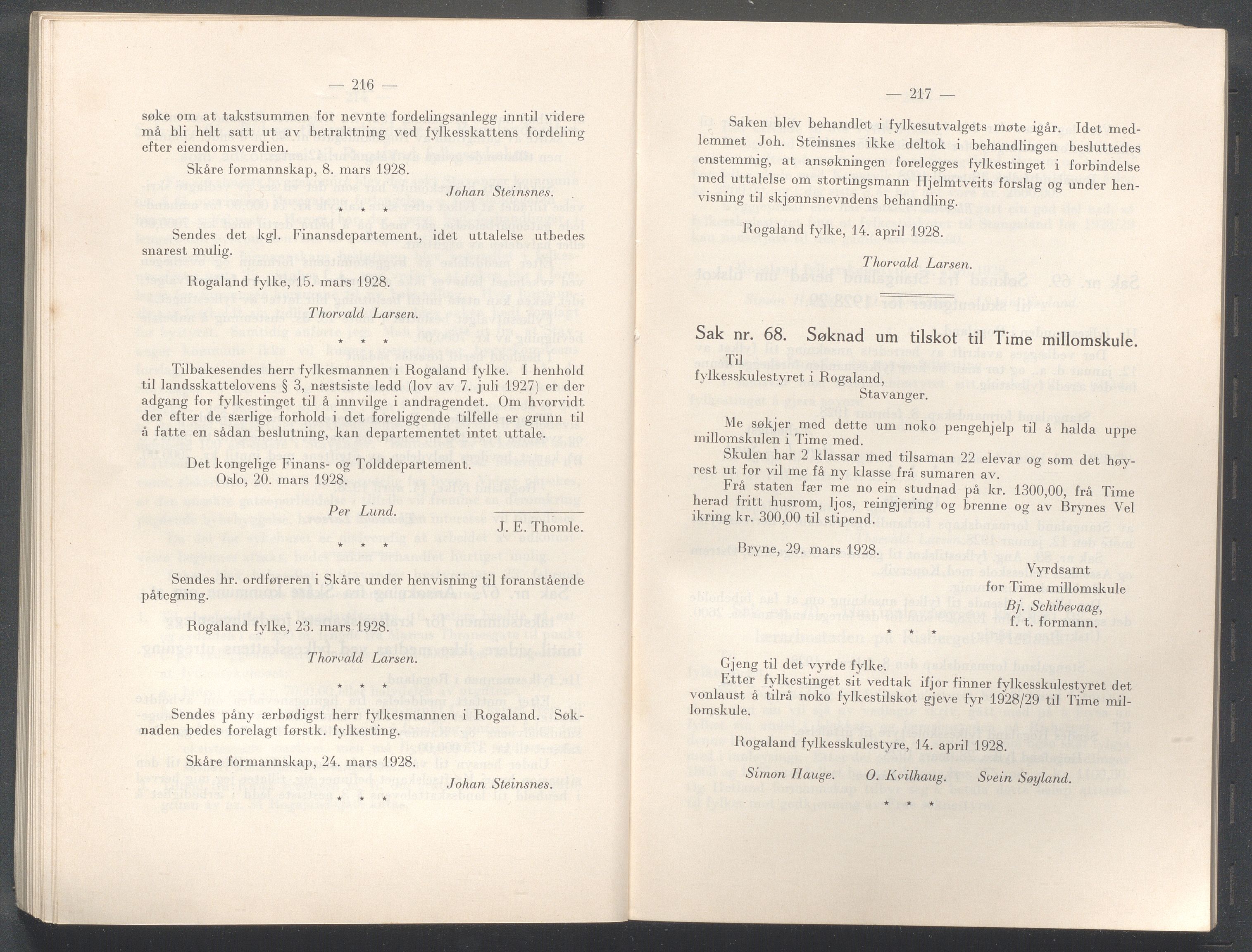 Rogaland fylkeskommune - Fylkesrådmannen , IKAR/A-900/A/Aa/Aaa/L0047: Møtebok , 1928, p. 216-217