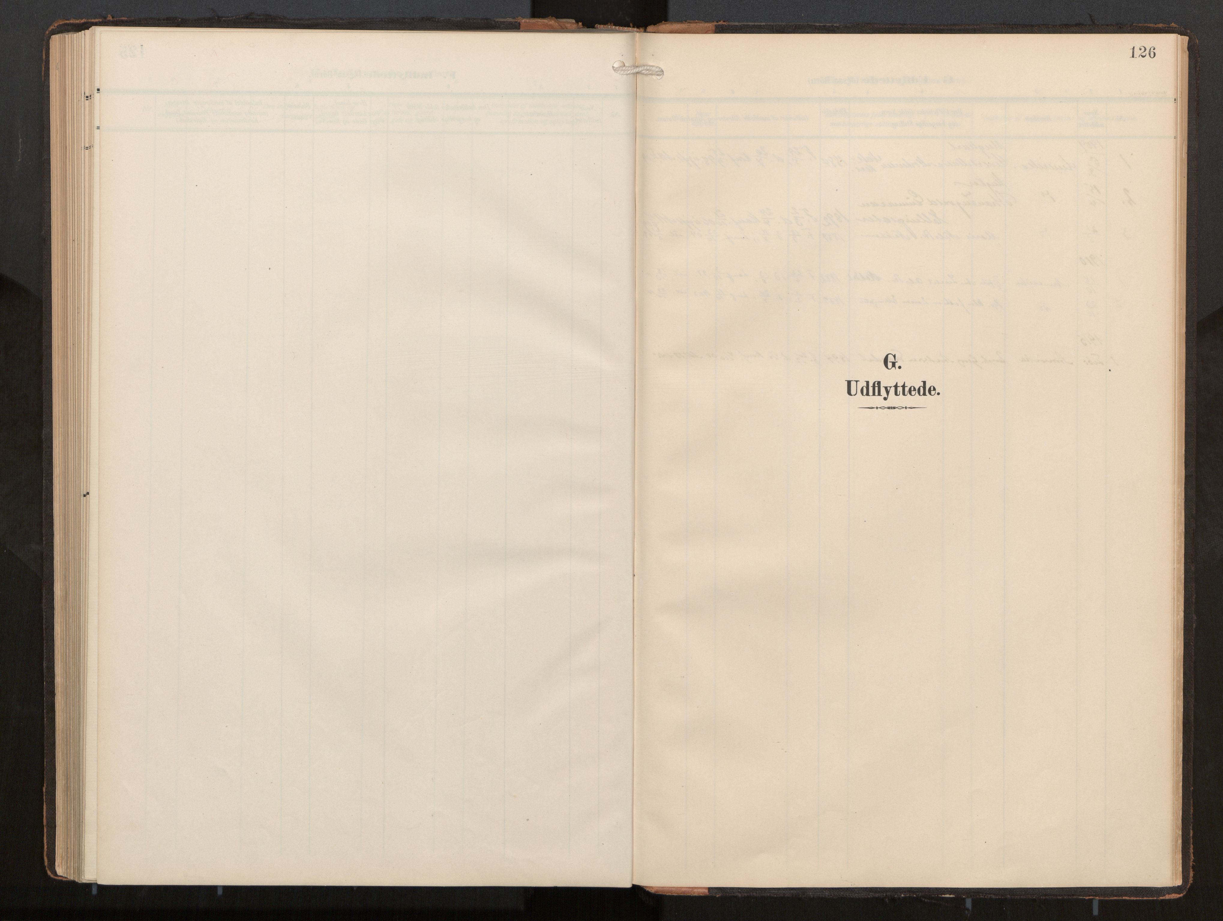 Ministerialprotokoller, klokkerbøker og fødselsregistre - Møre og Romsdal, SAT/A-1454/540/L0540b: Parish register (official) no. 540A03, 1909-1932, p. 126