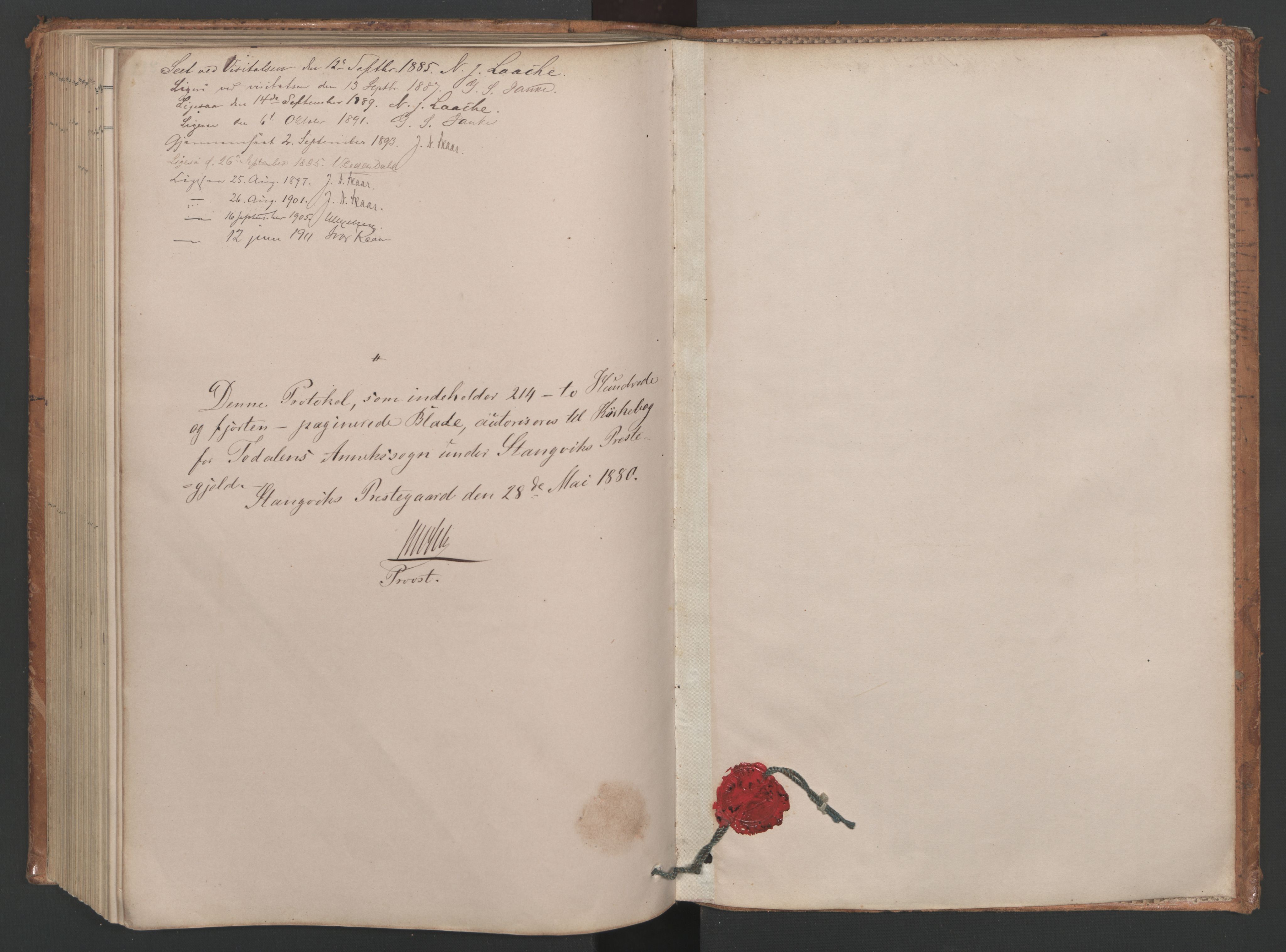 Ministerialprotokoller, klokkerbøker og fødselsregistre - Møre og Romsdal, AV/SAT-A-1454/593/L1034: Parish register (official) no. 593A01, 1879-1911